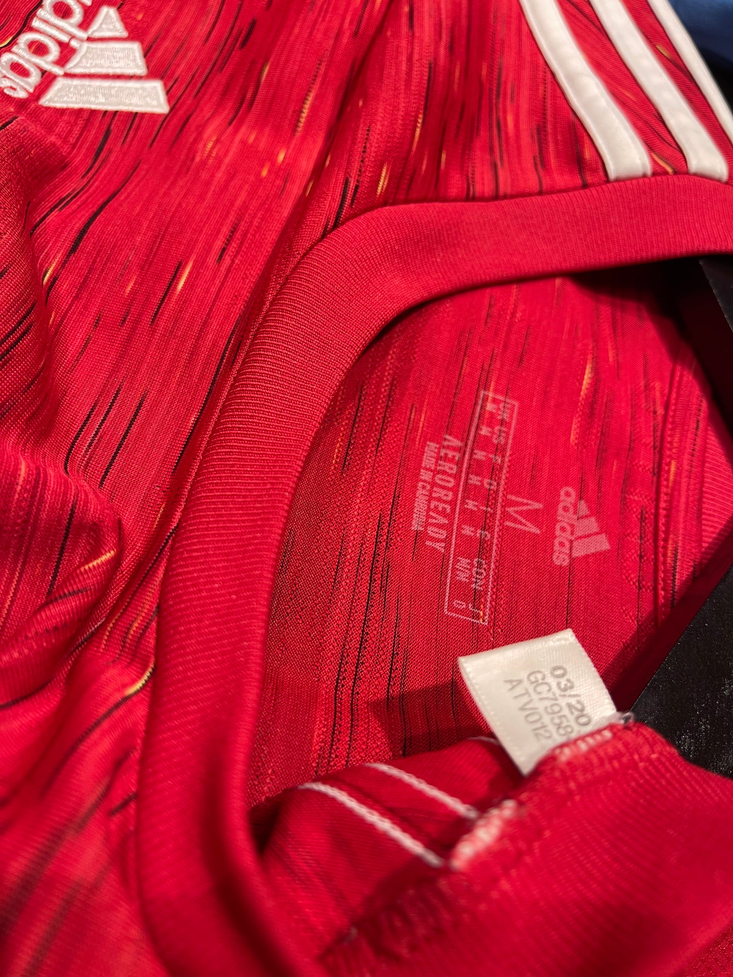 Manchester United 2020-21 Home Kit. #7 Cavani. (M)