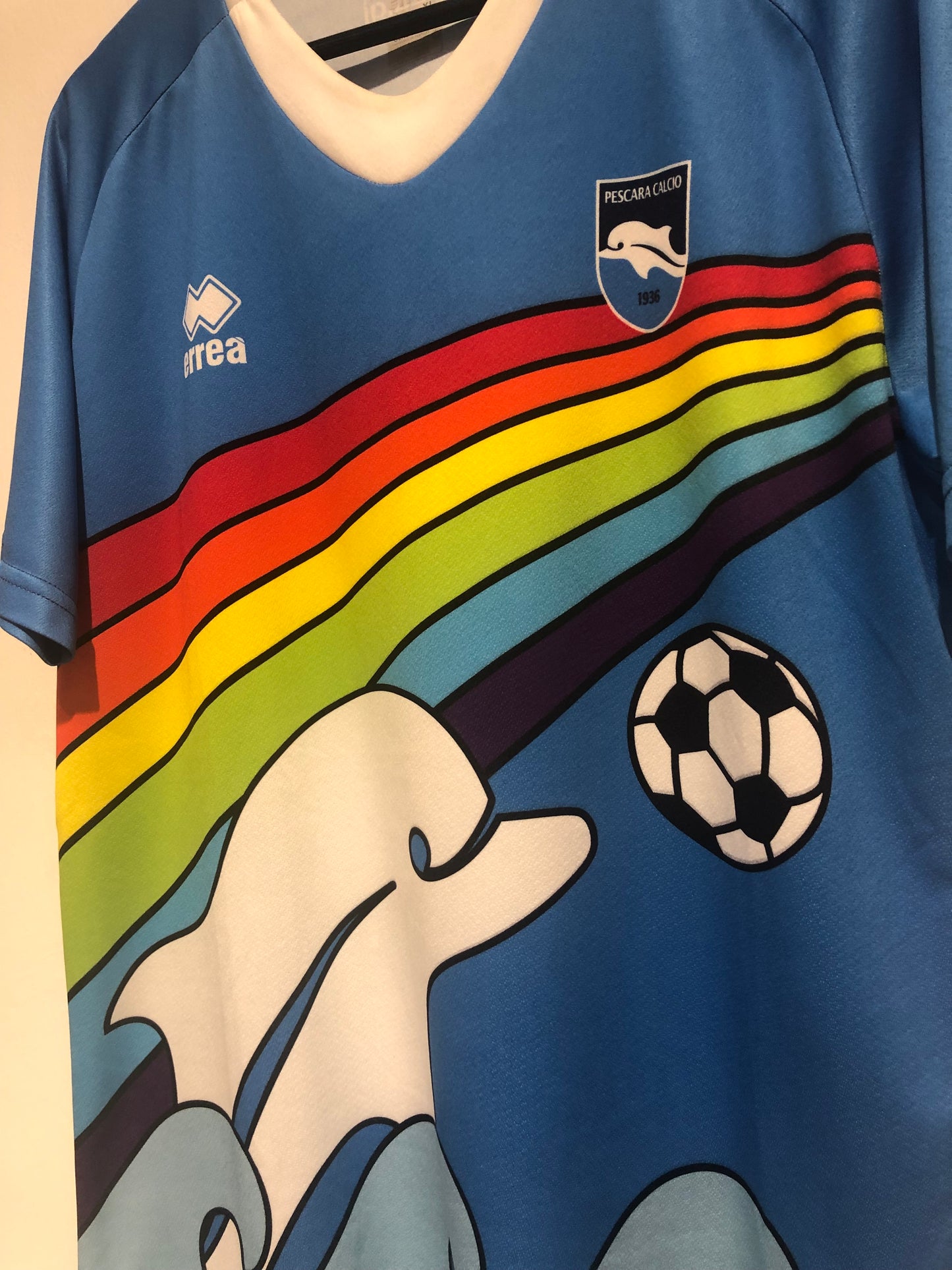 Pescara Calcio 2019-20 Special Kit by Luigi. (XL)