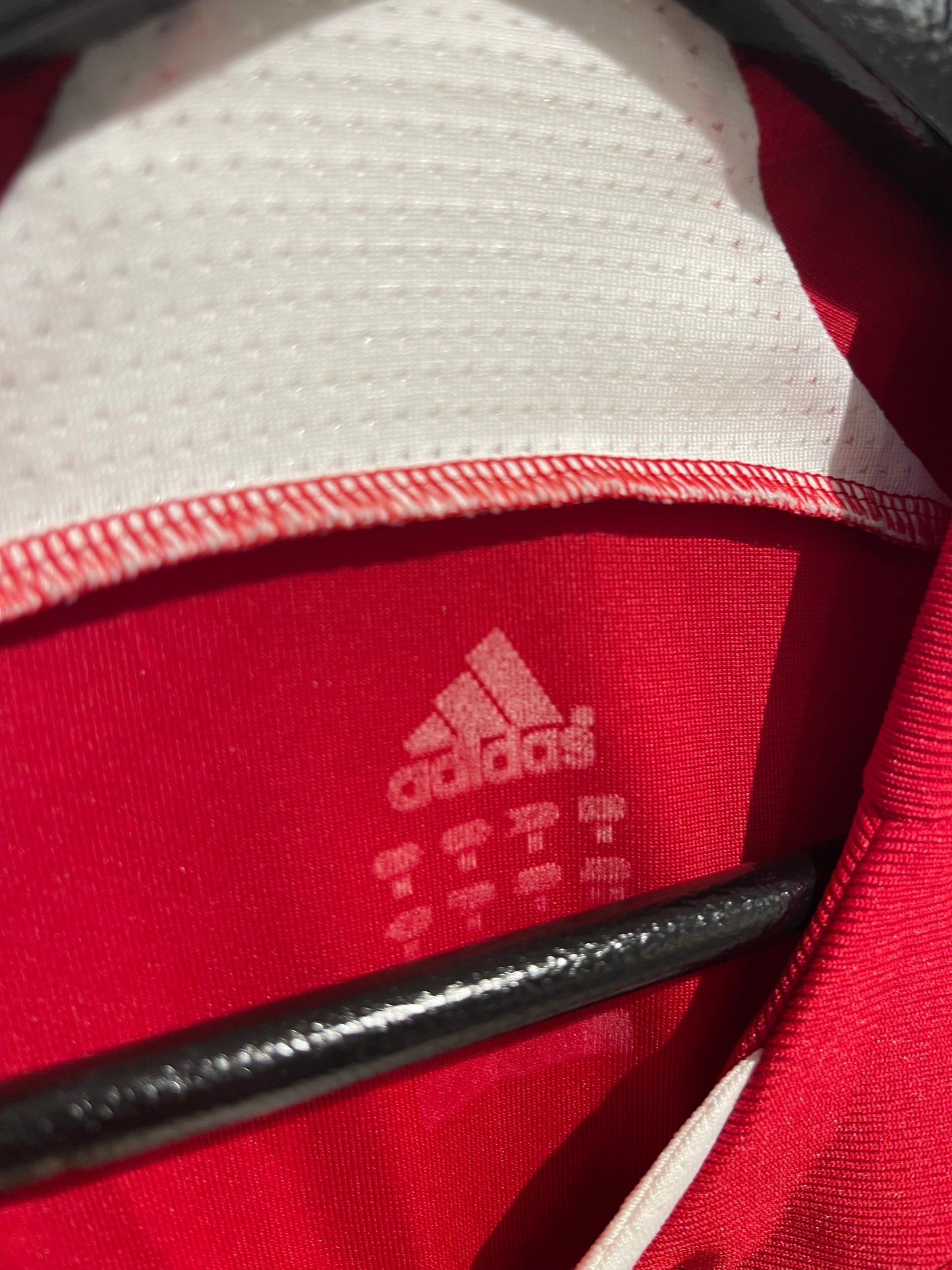 Bayern München 2008-09 Home Kit. #7 Ribéry (L/XL).