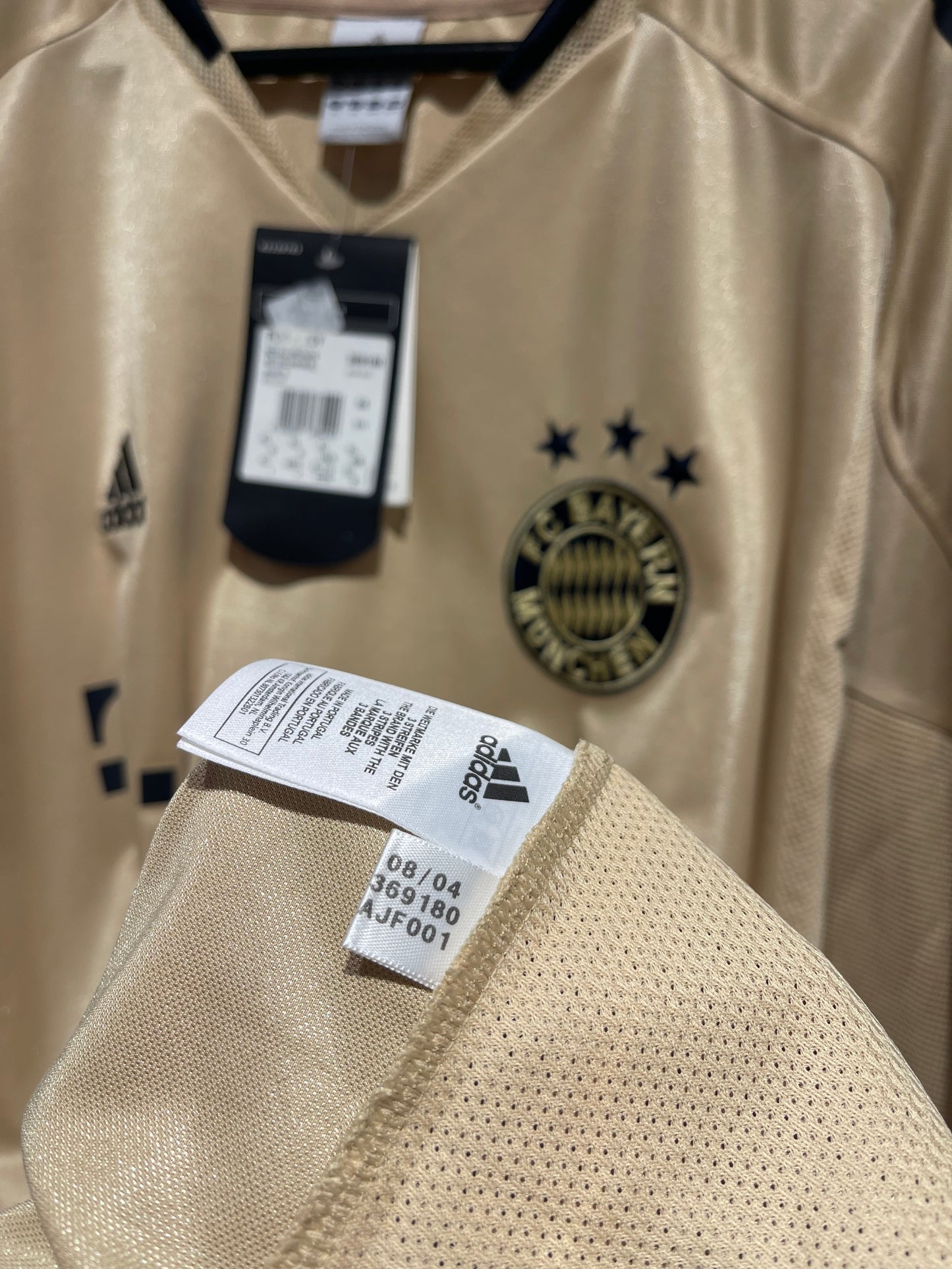 Bayern München 2004/05 Away Kit. (XL)