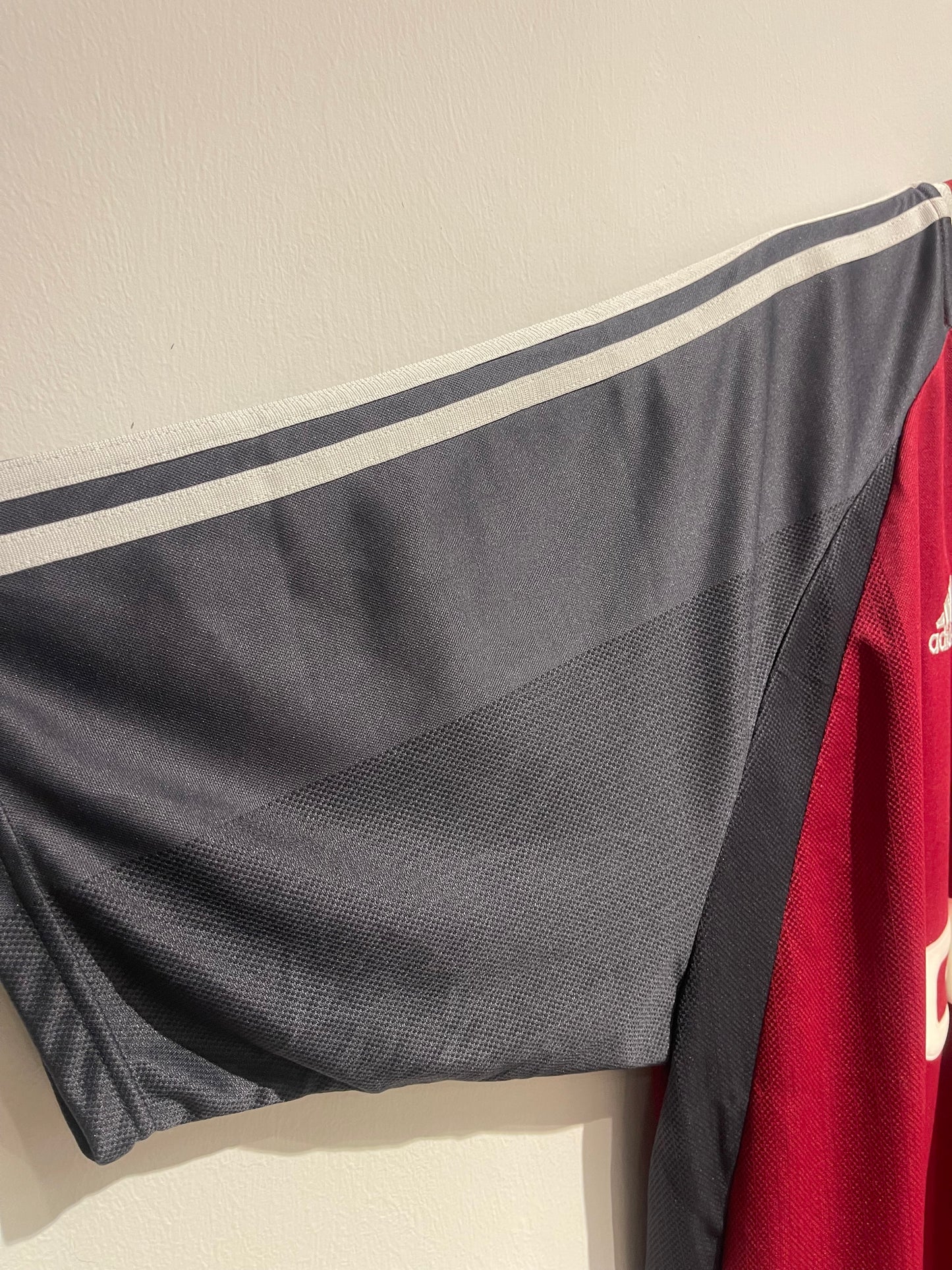 Bayern München 2001-02 Home Kit. (2XL)