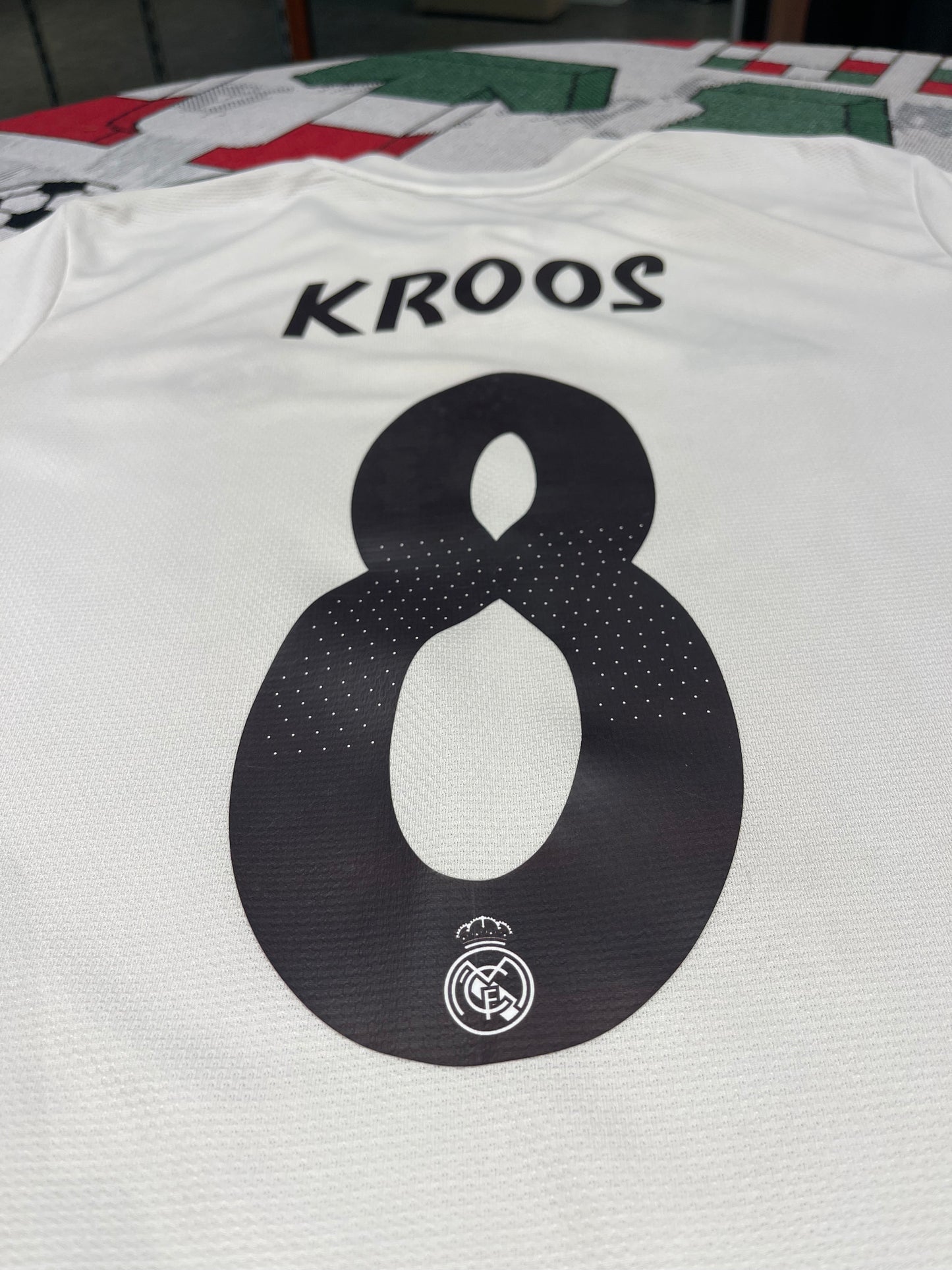 Real Madrid 2018-19 Home Kit. #8 Kroos (M)