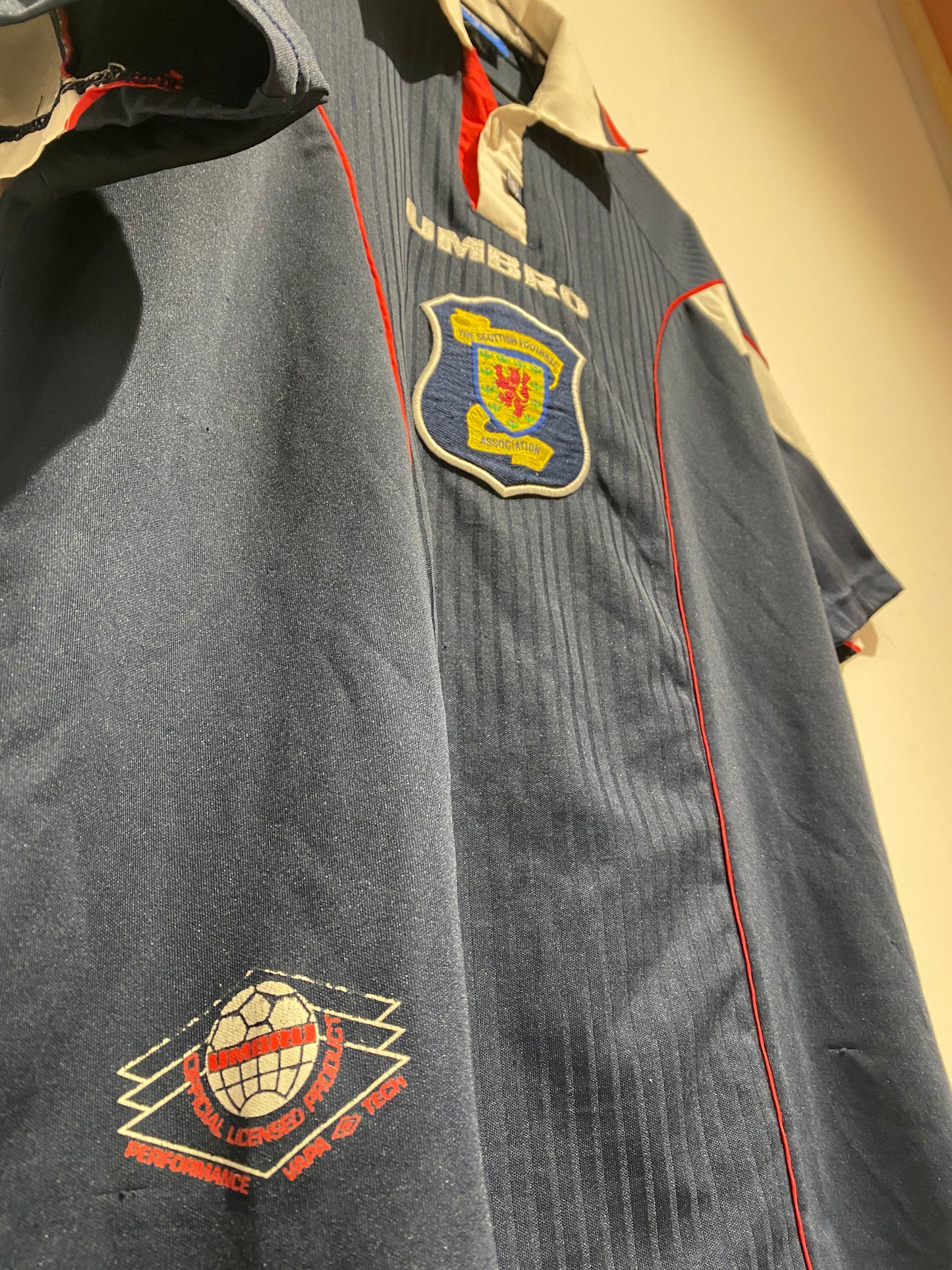 Scotland 1998 Home Kit. (M)