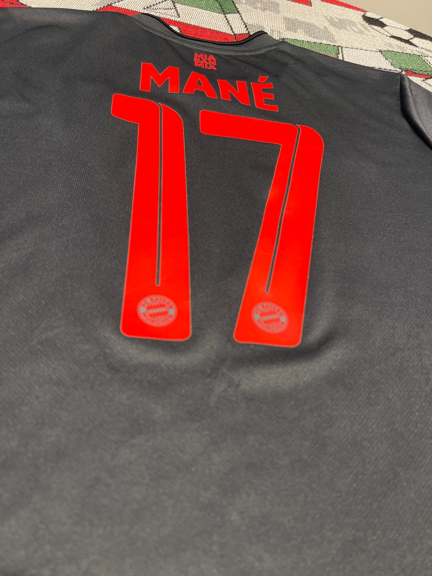 FC Bayern München 2022-23 Third Kit. #17 Mane (L)