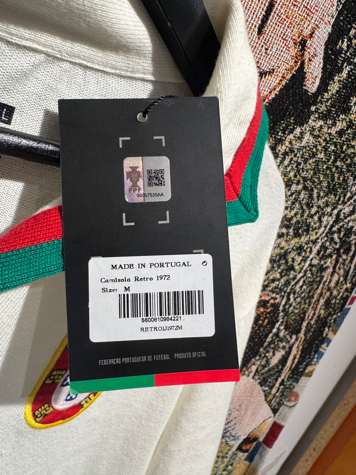Portugal 1972 Official Retro shirt. (M)