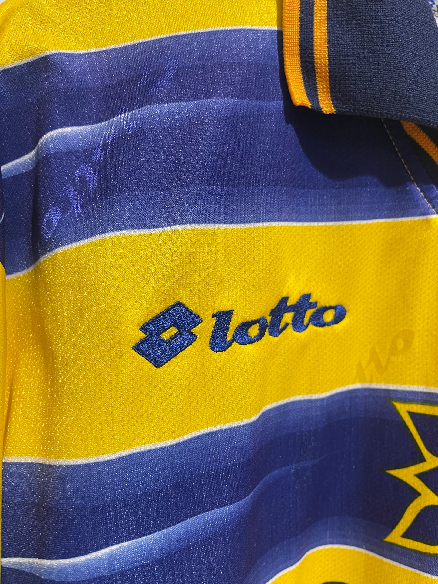1998-1999 Parma AC Home Shirt - Buffon #1 - Lotto - Parmalat Sponsor (L)