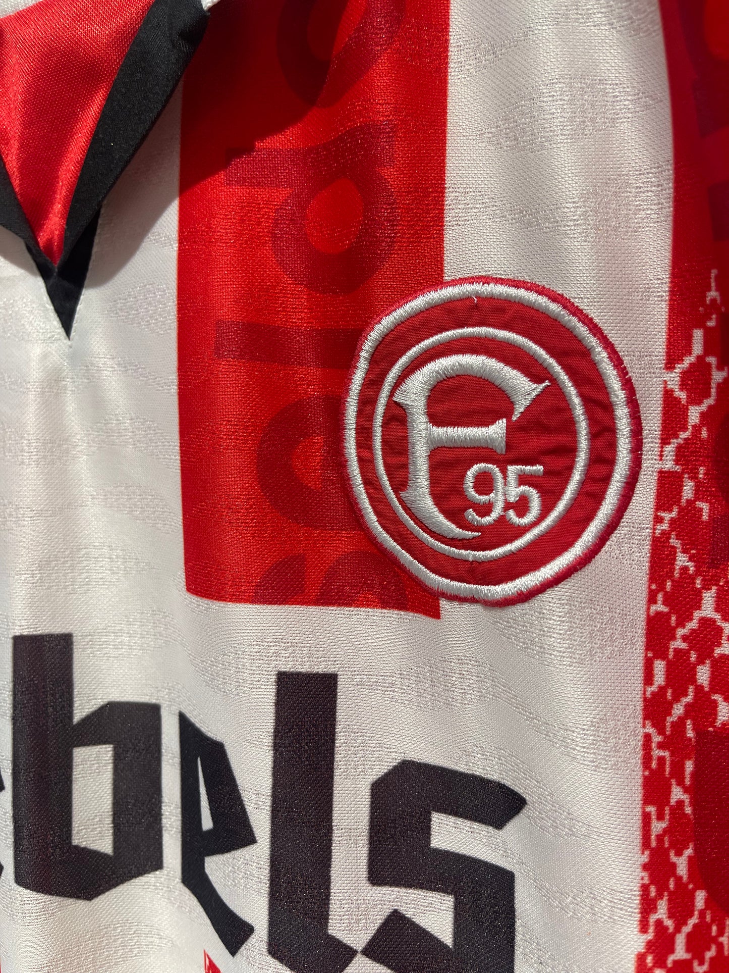 1995-1996 Fortuna Düsseldorf Home Shirt - Umbro - Diebels Sponsor (M)