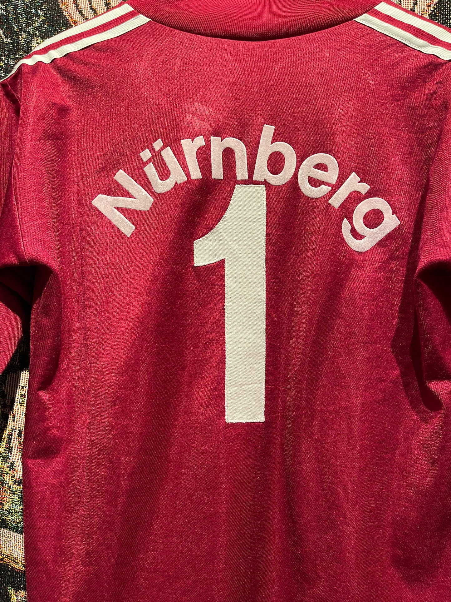 1. FC Nürnberg 1990-91 Home Kit. (M)(signed).