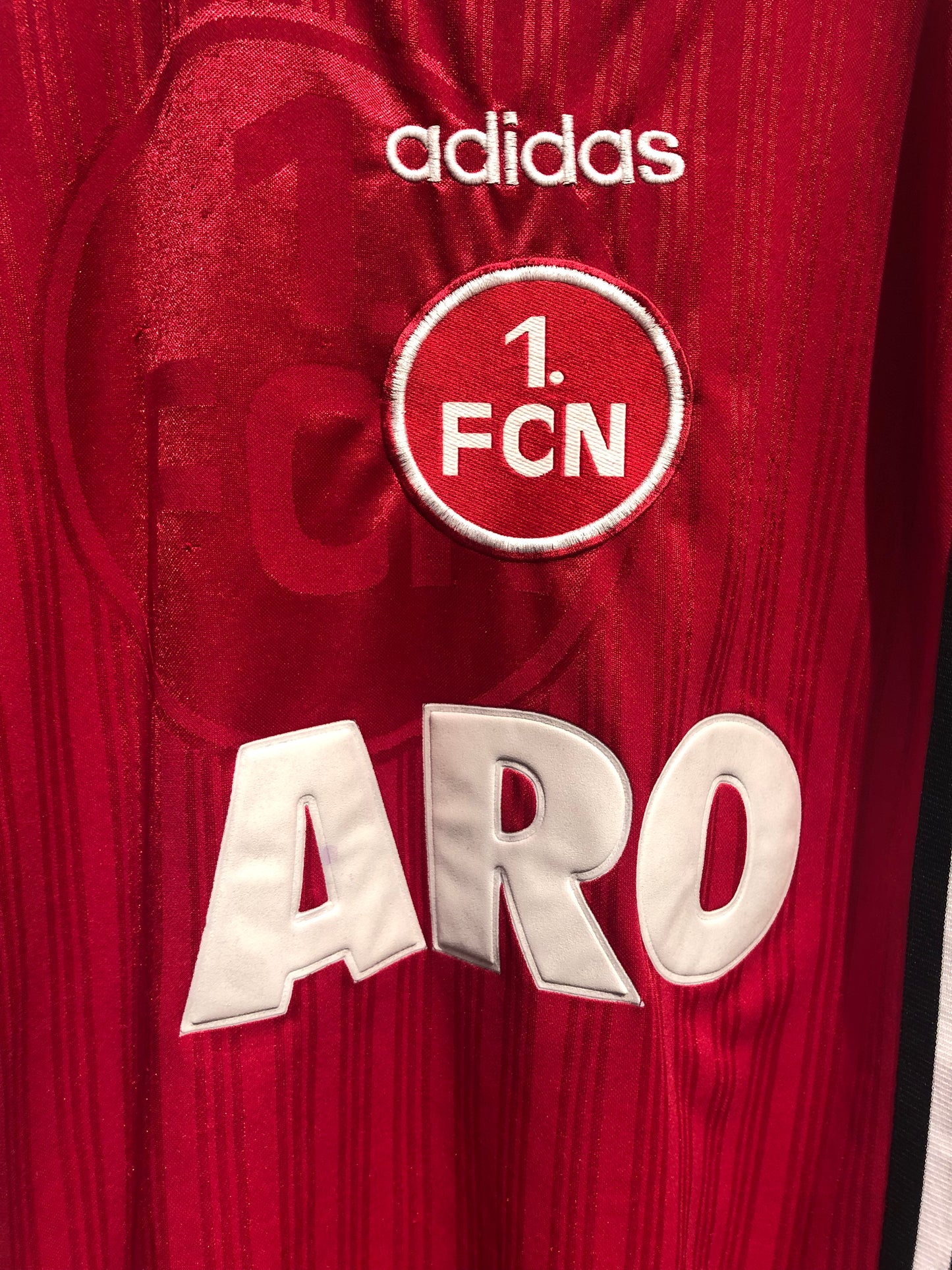 FC Nürnberg 1997-98 Home Kit. (L)