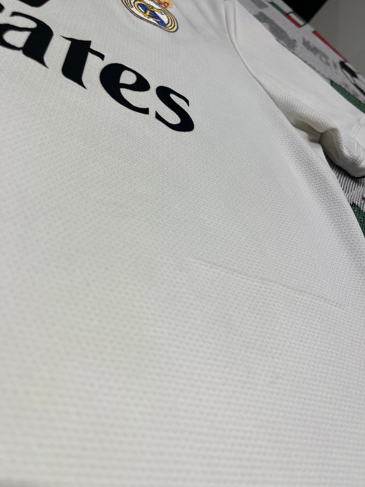 Real Madrid 2018-19 Home Kit. #8 Kroos (M)