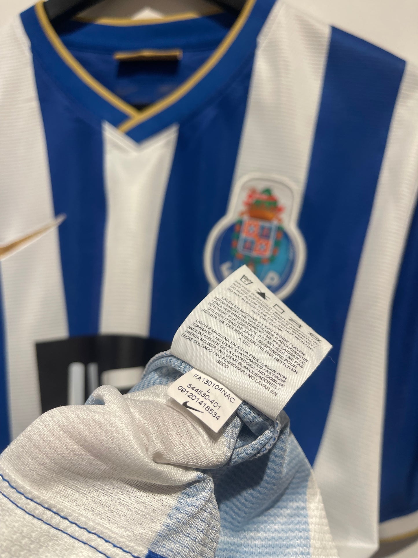 Fc Porto 2013-14 Home Kit. (L) #7 R. Quaresma.