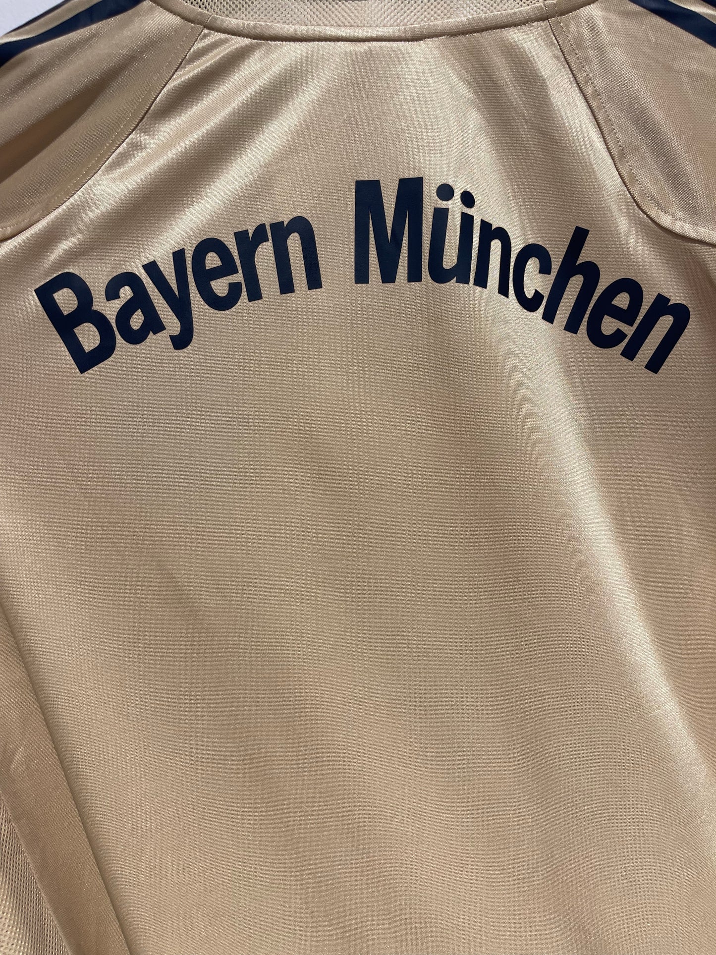 2003-2004 FC Bayern Munich Third Shirt - T-Com Sponsor (L)