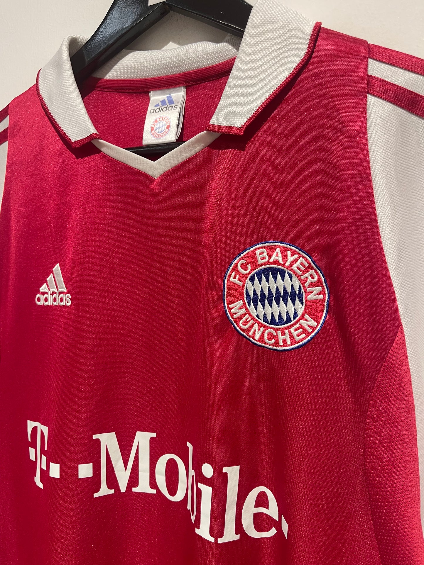 Bayern München 2003-05 Home Kit. (M).