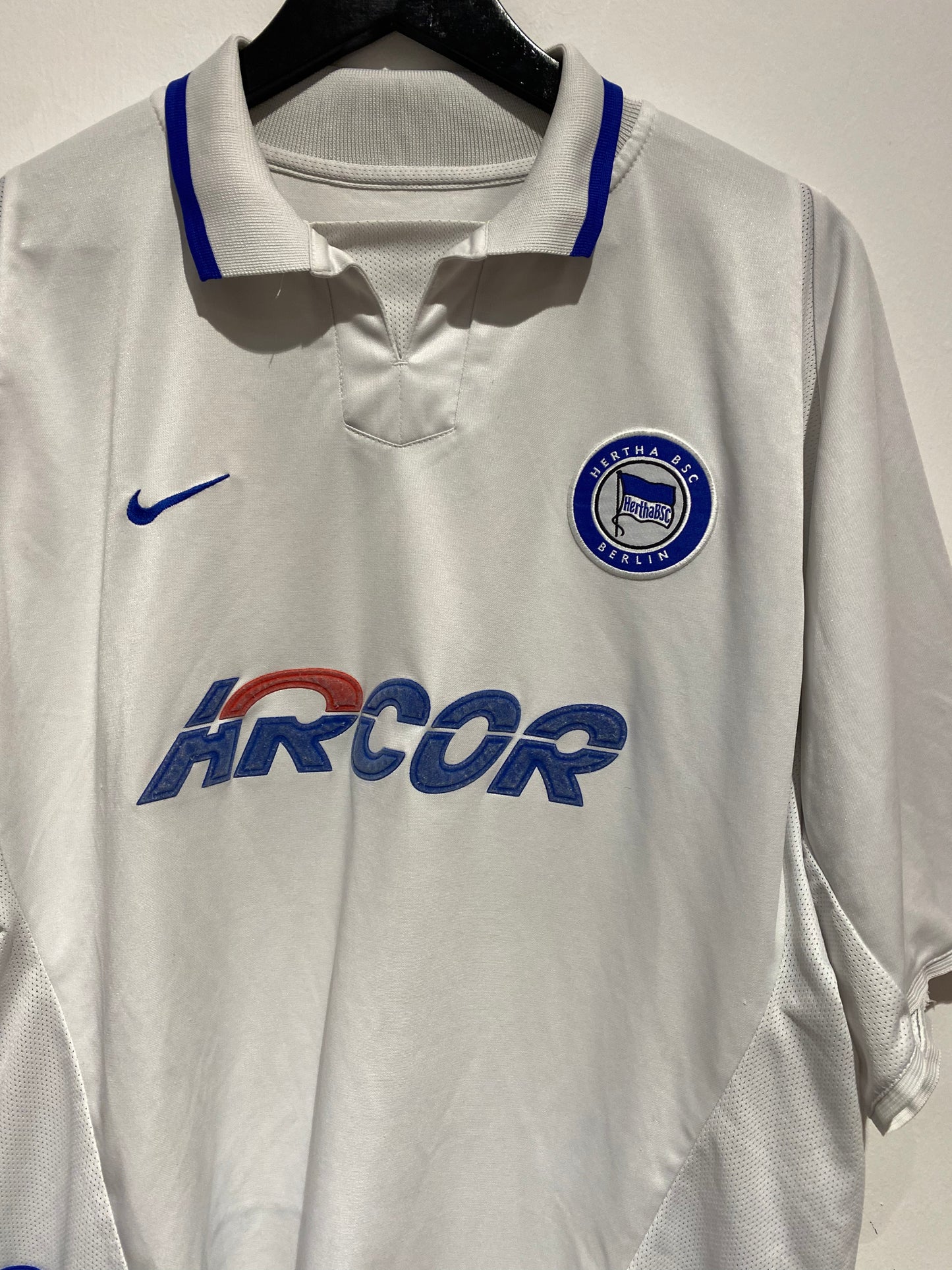 Hertha Berlin 2002/2003 Away Kit.(XXL)