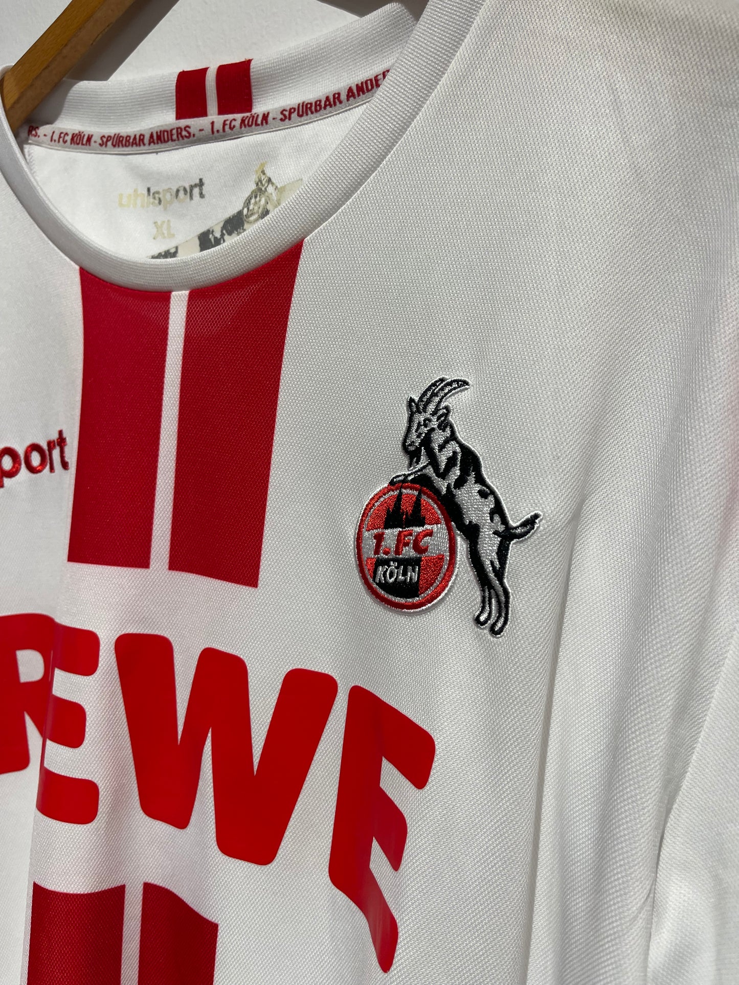 1. FC Köln 2020/21 Home Kit. (XL) #19 Kingsley Ehizibue