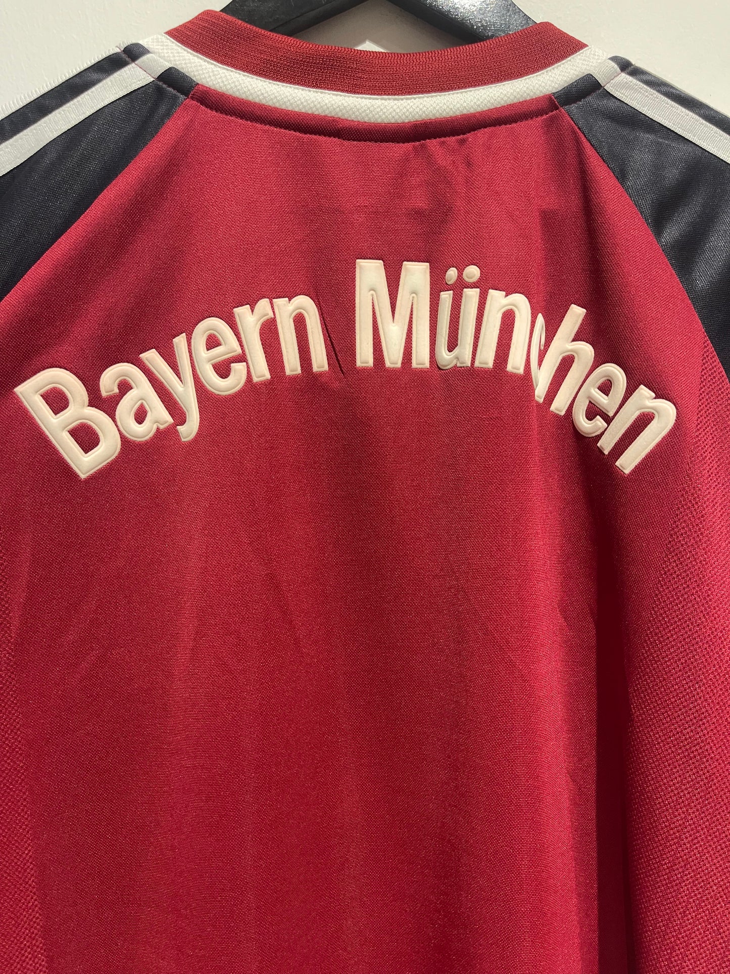 Bayern München 2001-02 Home Kit. (2XL)