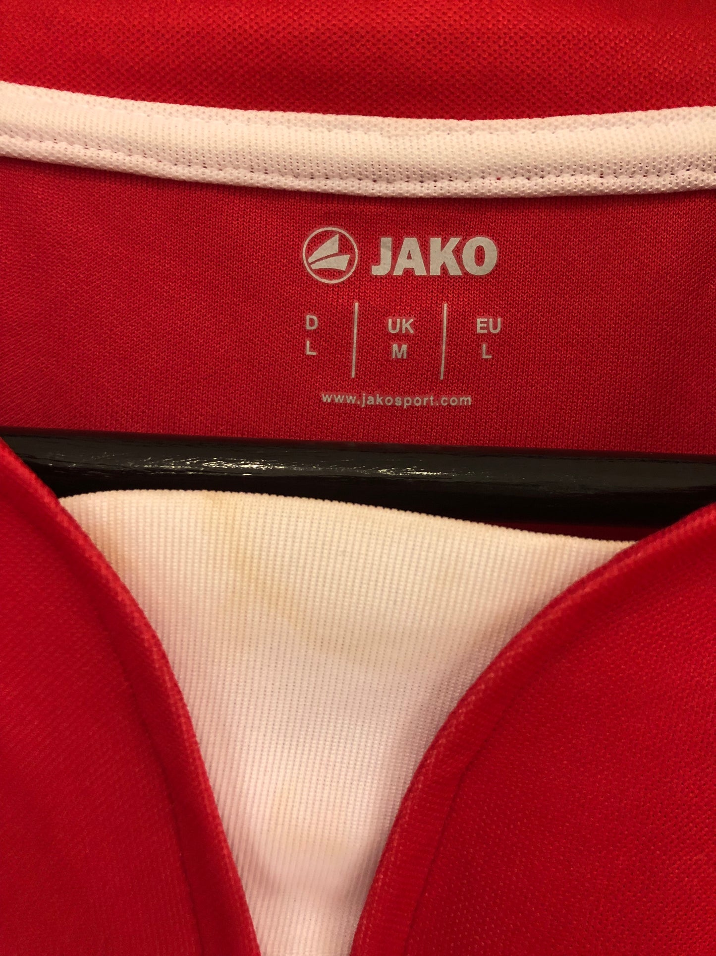 Würzburger Kickers 2017-18 Home Kit. Signed #4 Nikolau (L)