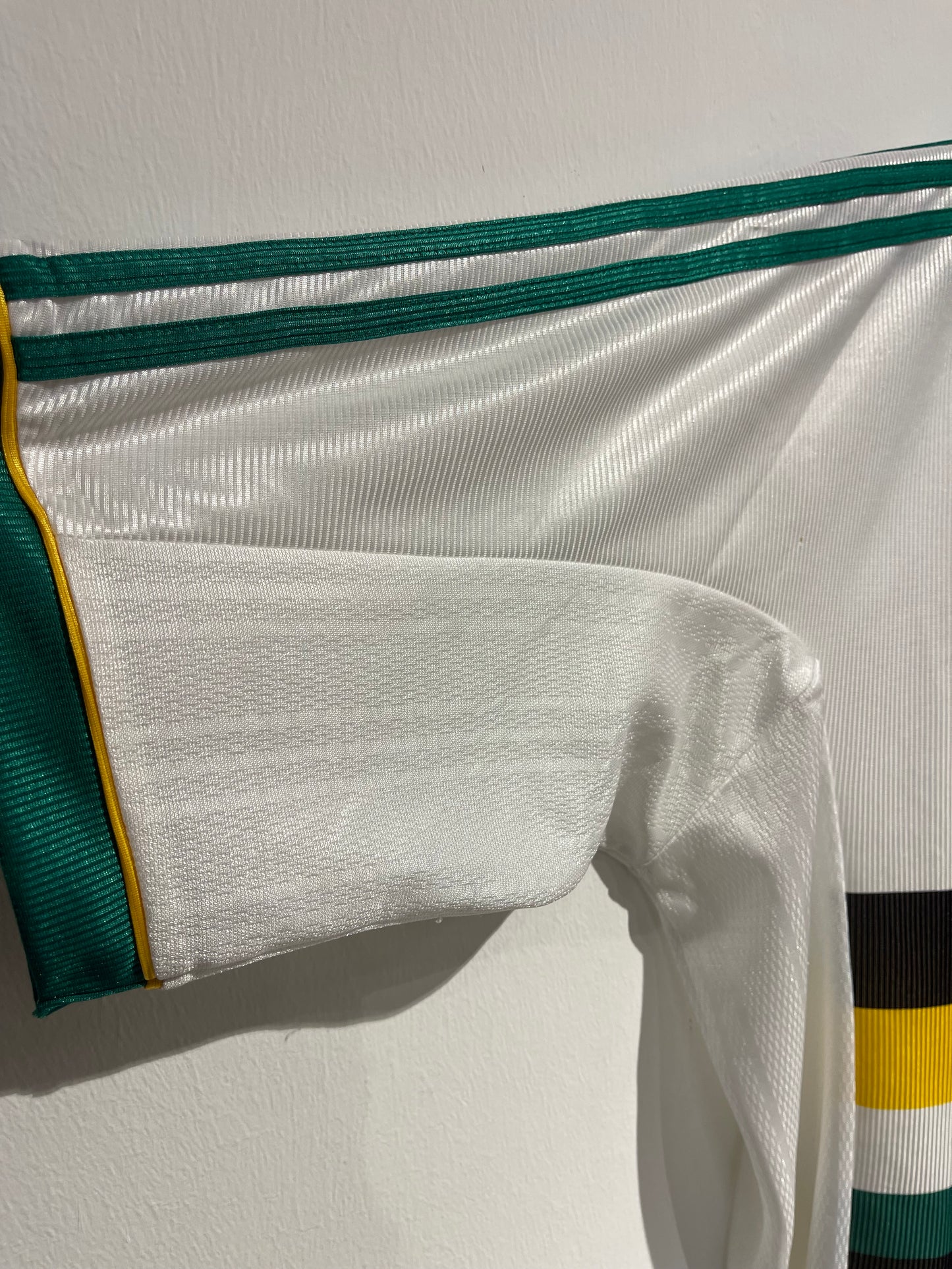 South Africa 1999 Home Kit. (M)