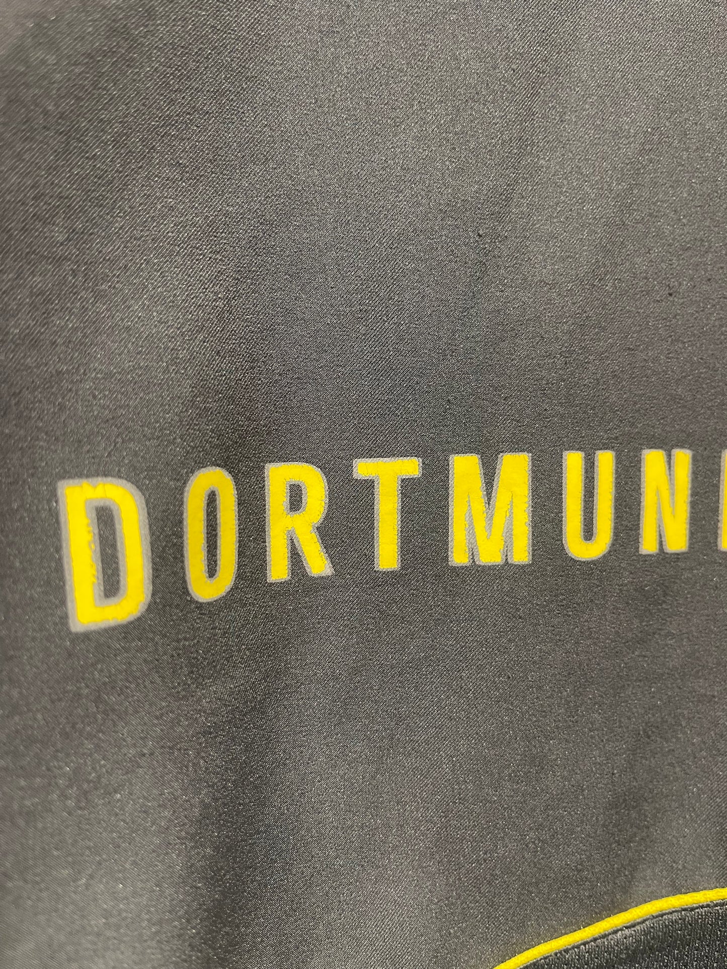 Borussia Dortmund 2004/05 Third Kit. (XL)