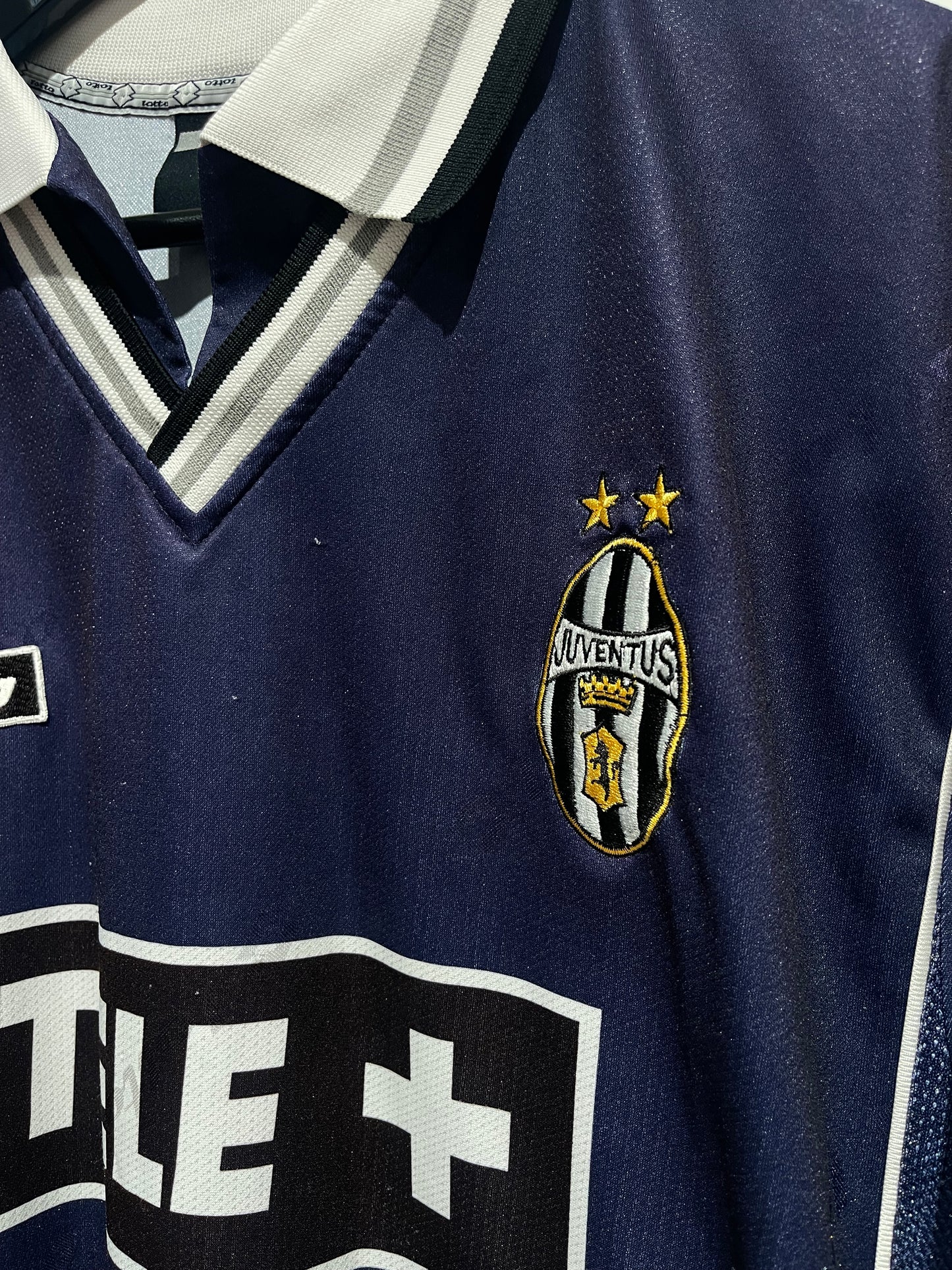 1999-2000 Juventus Away Shirt - Lotto - Tele+ Sponsor