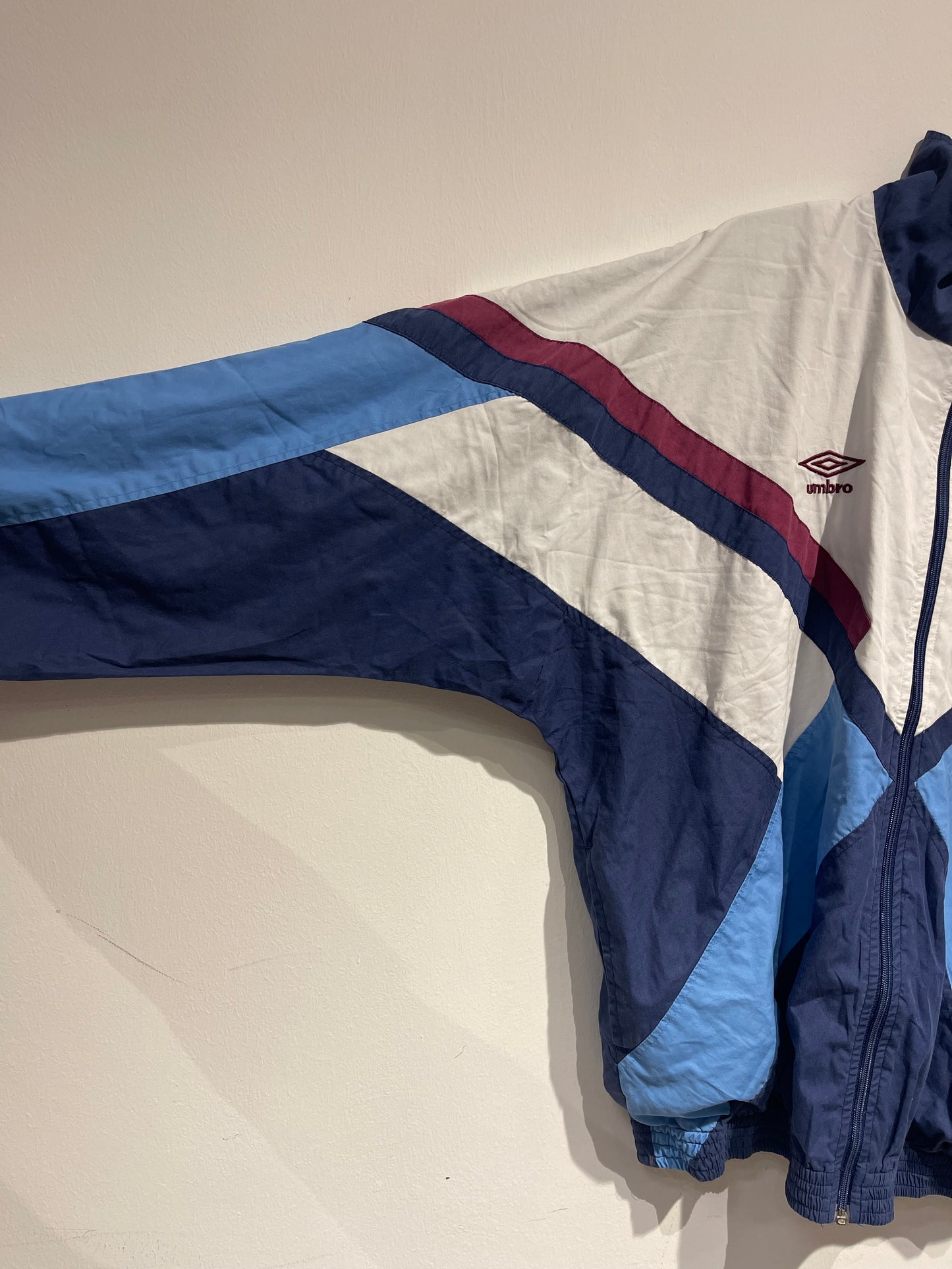 Aston Villa 1991/1992 Track jacket (XL).