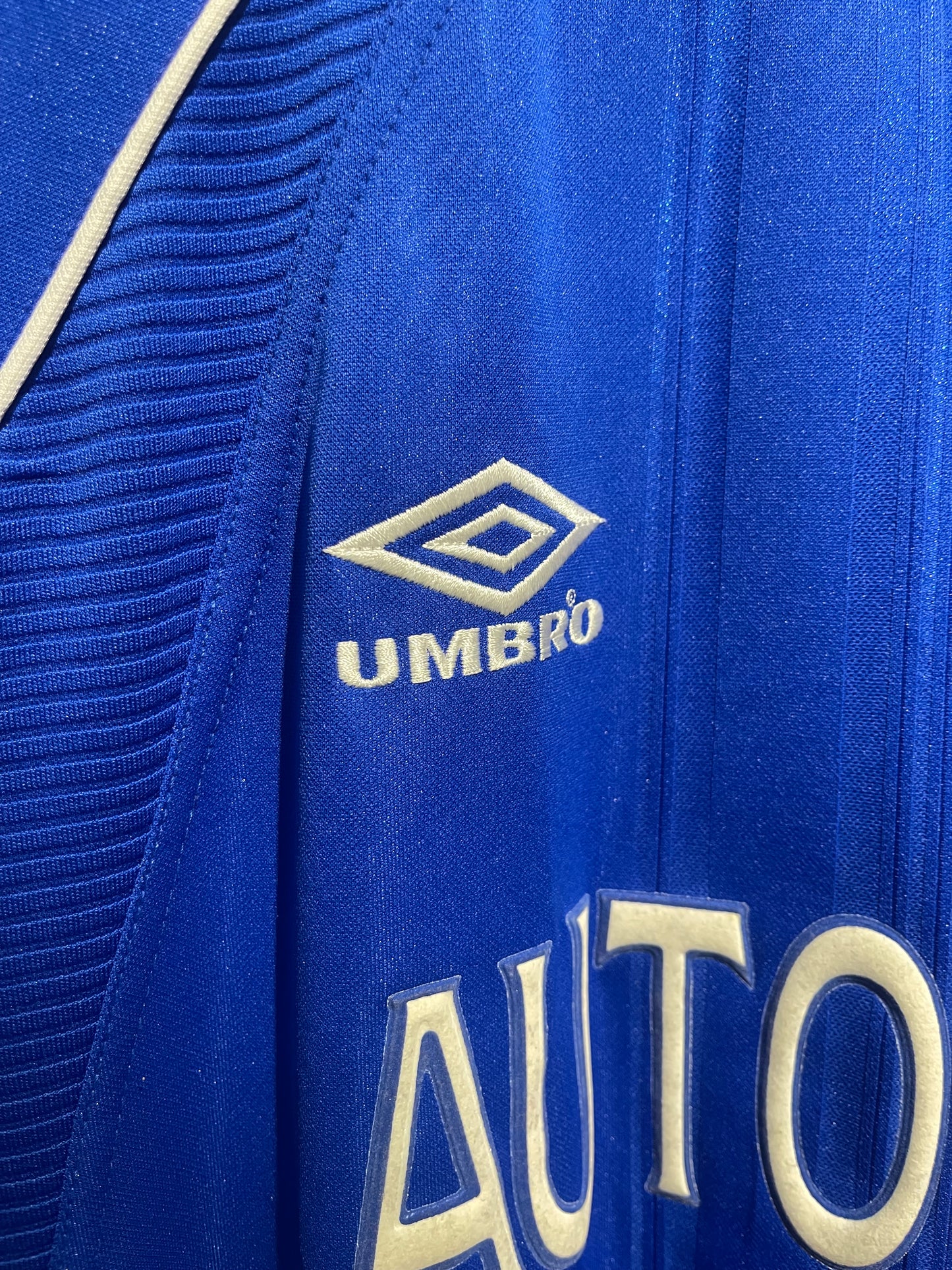 Chelsea 1999/2001 Home Kit. (#9 Hasselbaink) (L)