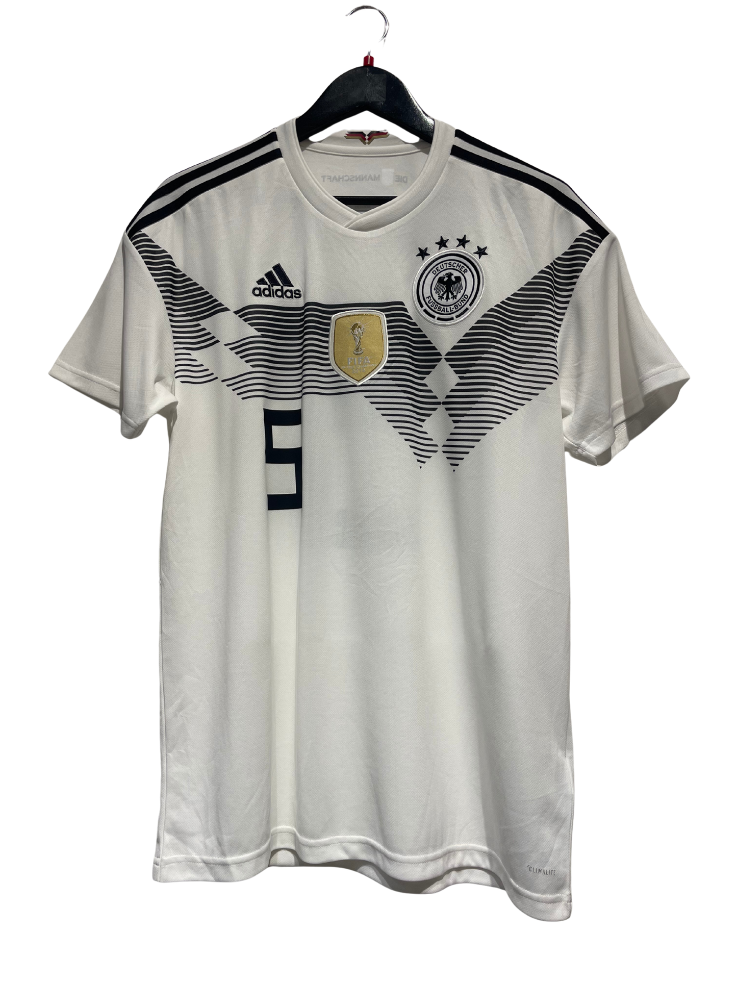 Germany 2018 Home Kit. #5 Hummels (L)