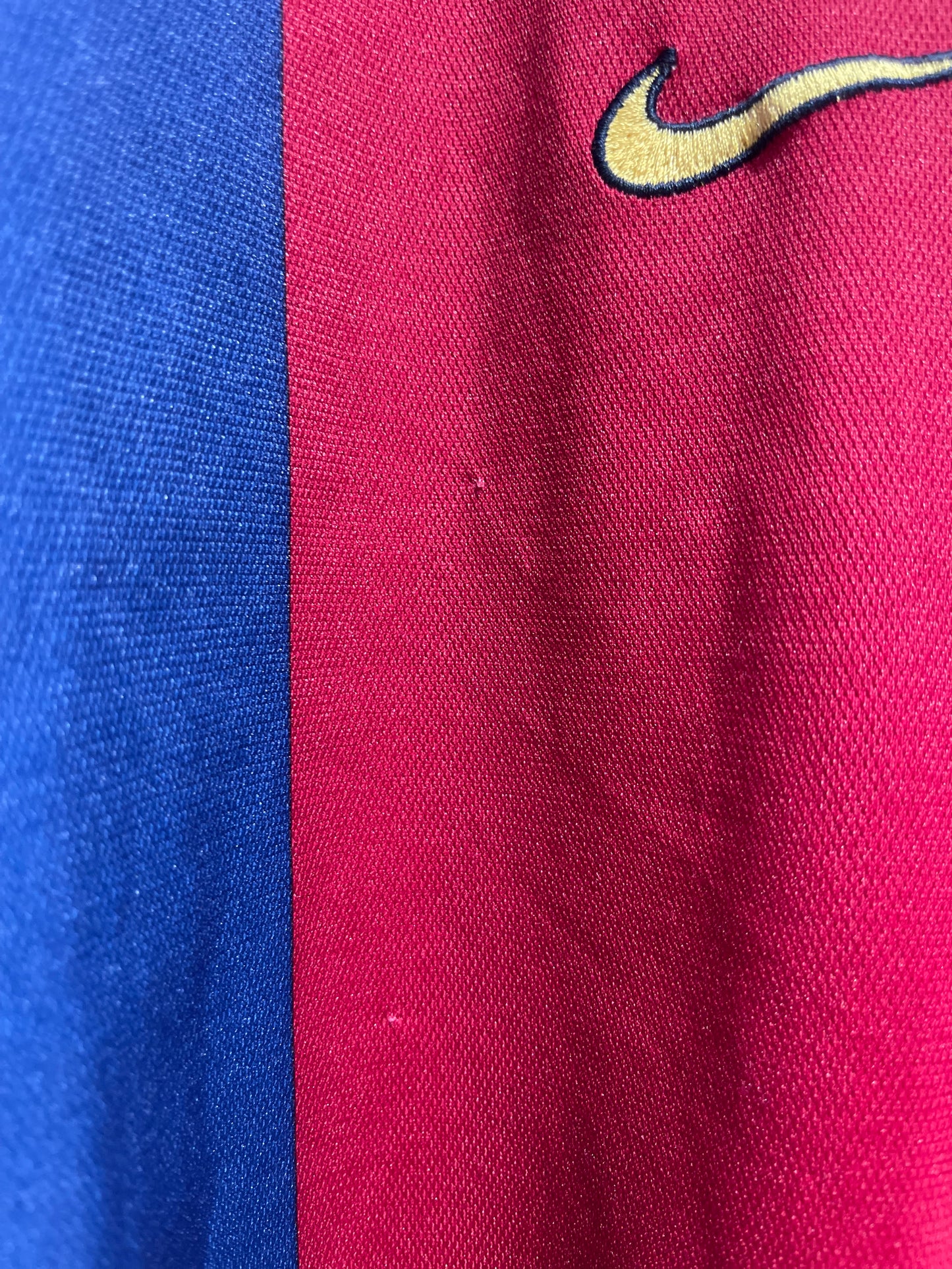 FC Barcelona 1998/99 Home Kit. (L)