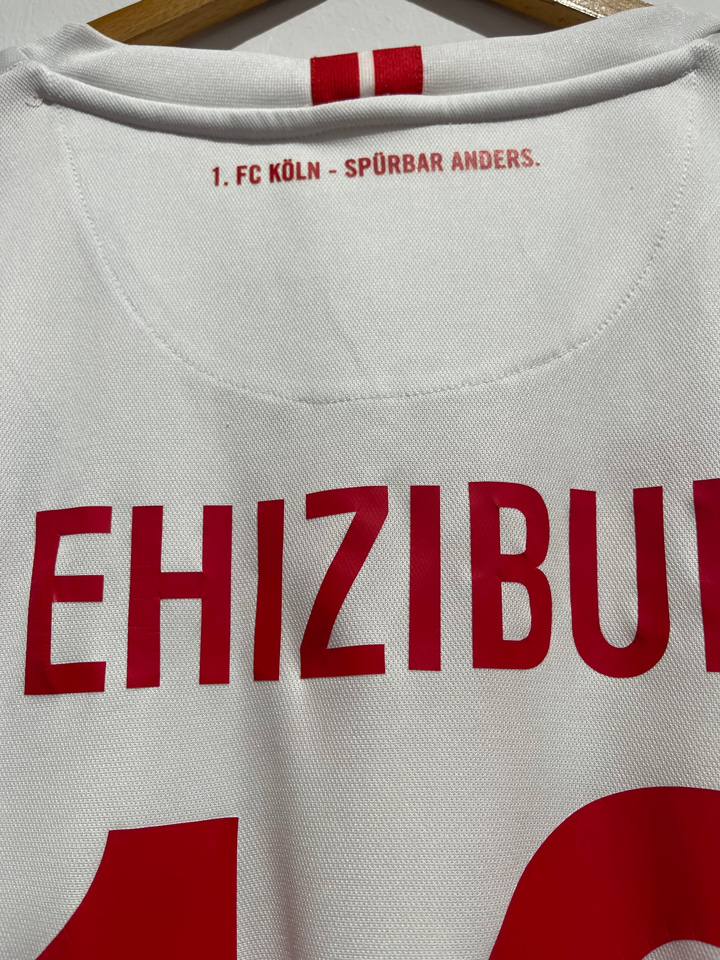 1. FC Köln 2020/21 Home Kit. (XL) #19 Kingsley Ehizibue