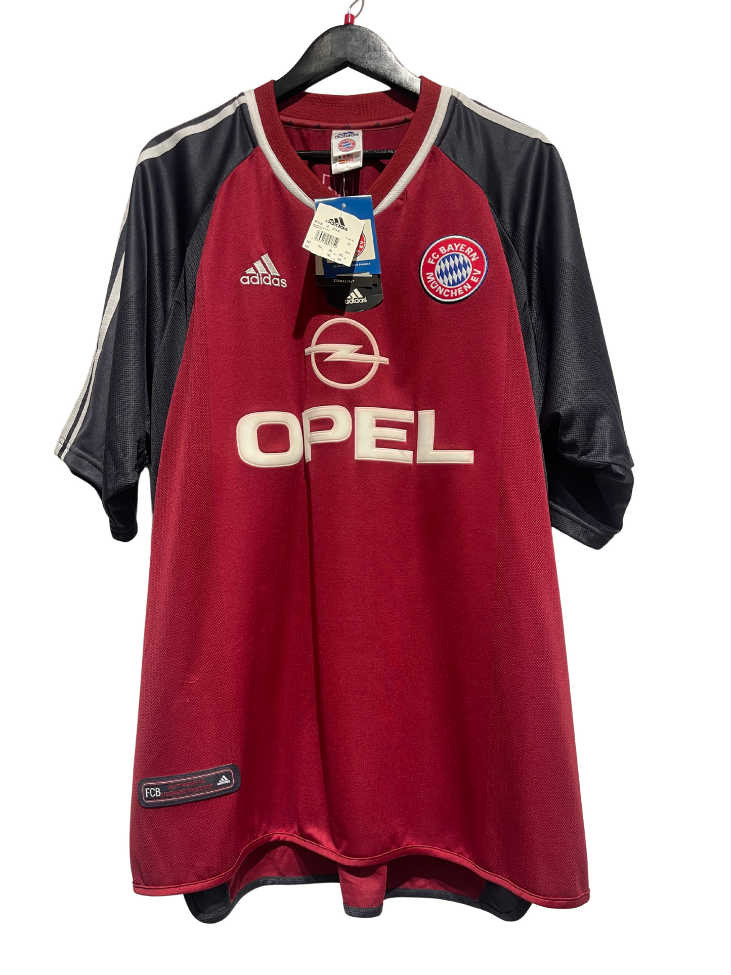 Bayern München 2001-02 Home Kit. (2XL)