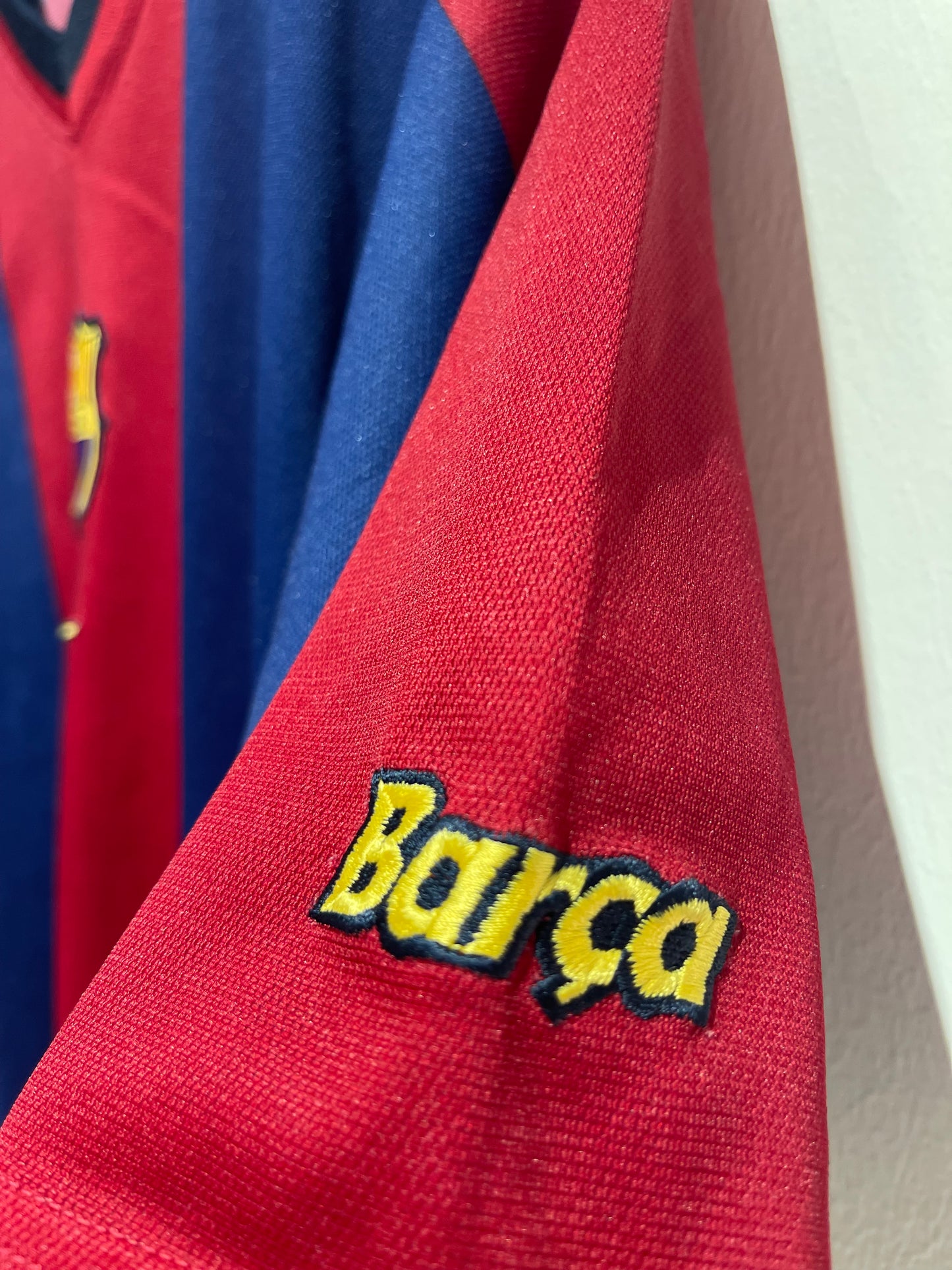 FC Barcelona 1998/99 Home Kit. (L)