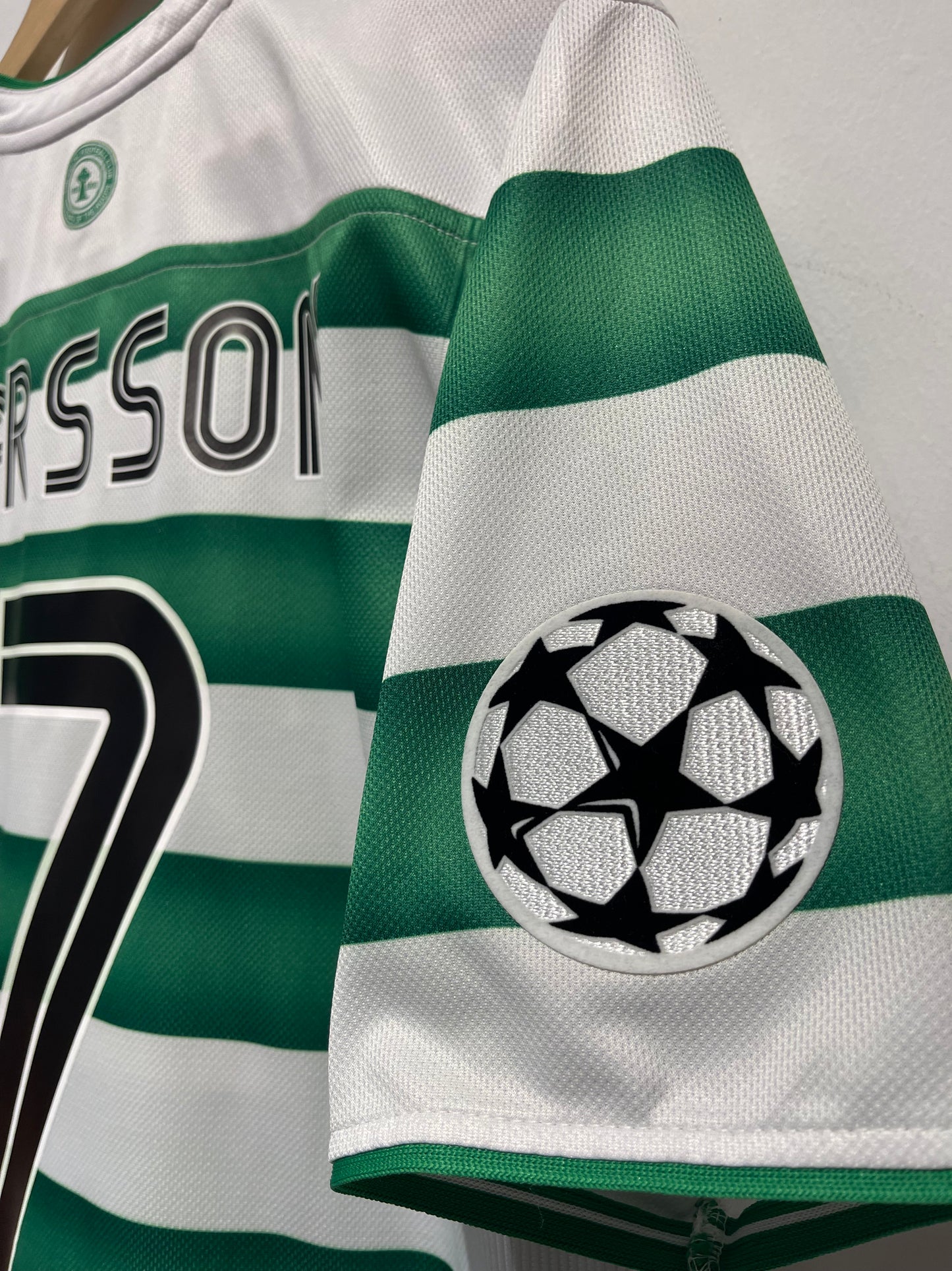 Celtic FC 2003-04 Home Kit. #7 H. Larsson. (M/L)