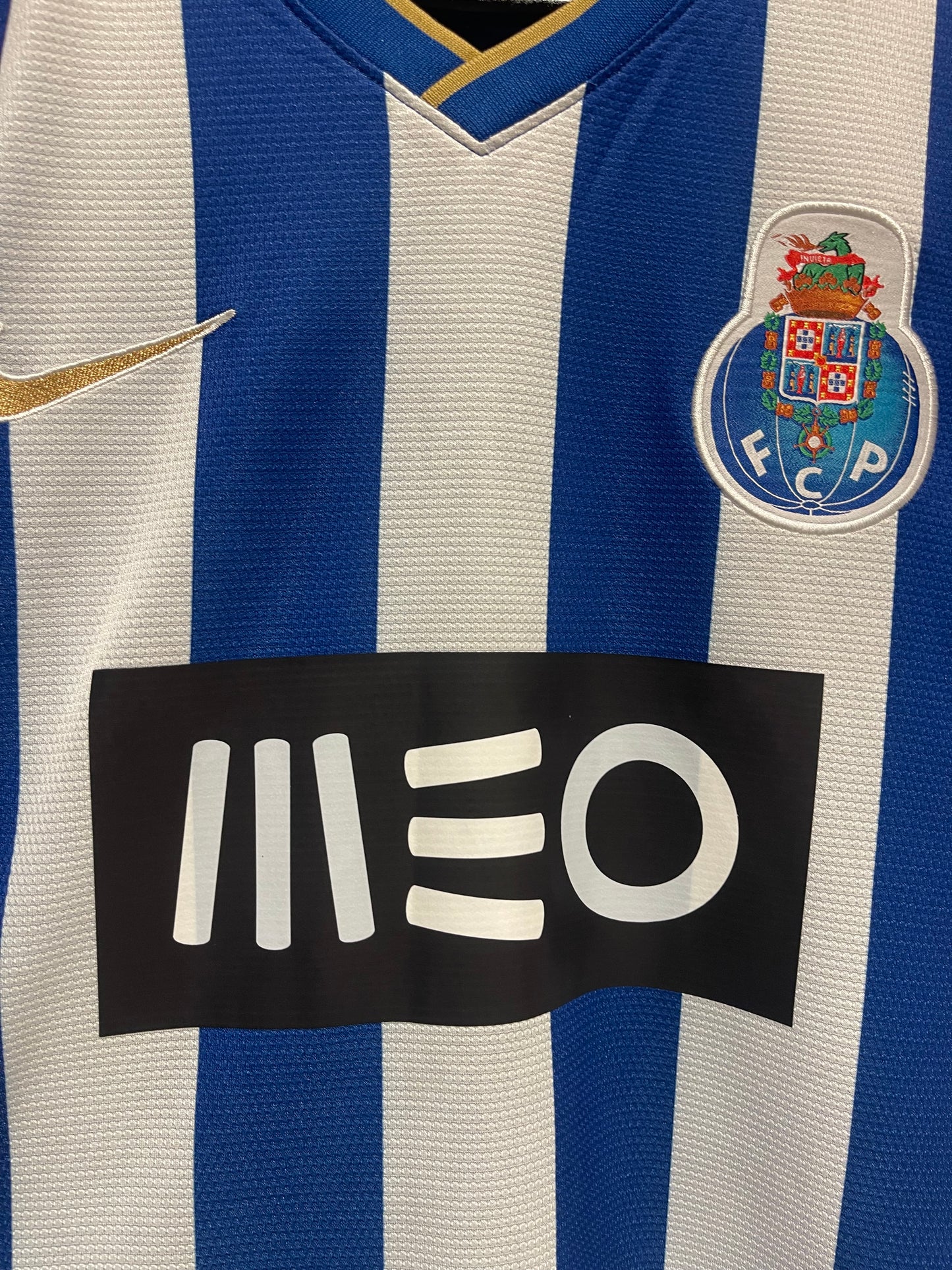 Fc Porto 2013-14 Home Kit. (L) #7 R. Quaresma.
