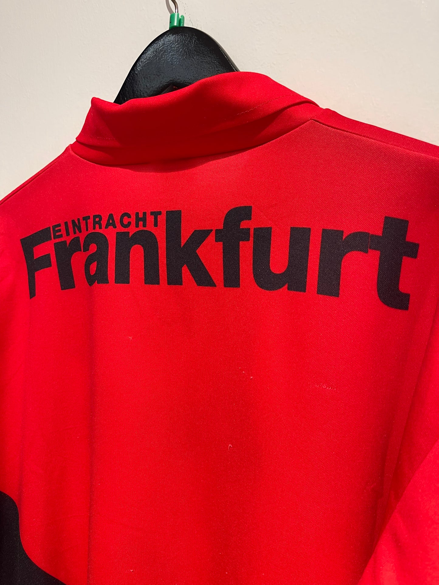 Eintracht Frankfurt 1993-95 Home Kit. (XL)