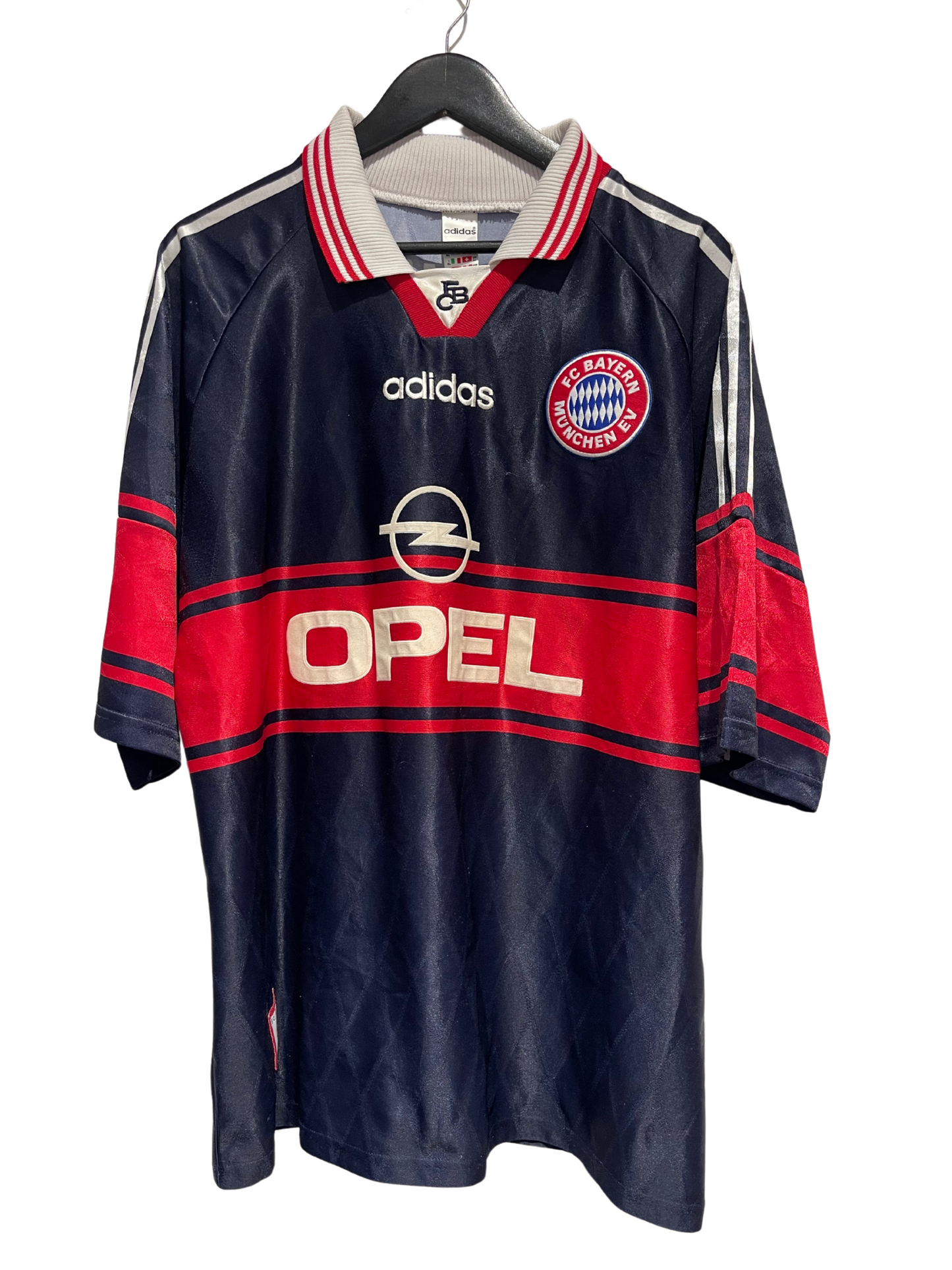 1997-1999 FC Bayern Munich Home Kit. Opel Sponsor (XL)