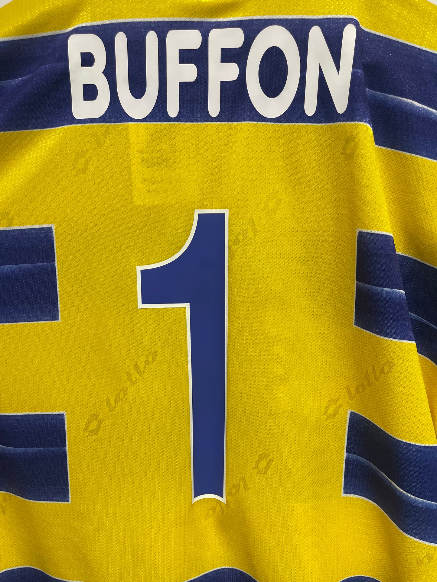1998-1999 Parma AC Home Shirt - Buffon #1 - Lotto - Parmalat Sponsor (L)