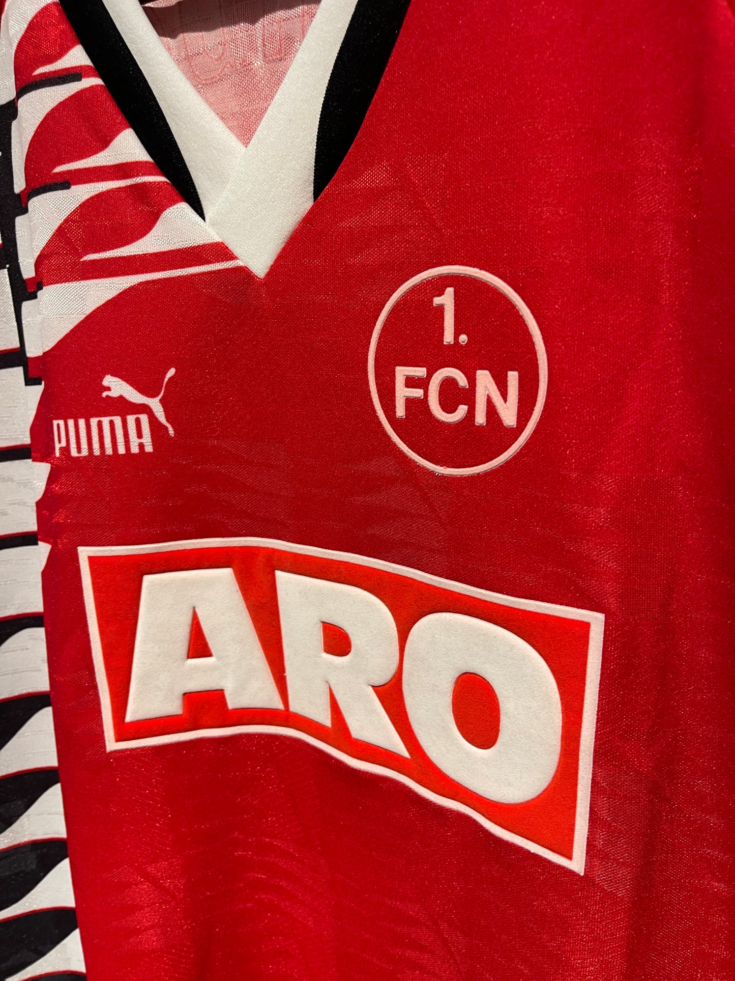 1. FC Nürnberg 1994-95 Home Kit. (L)