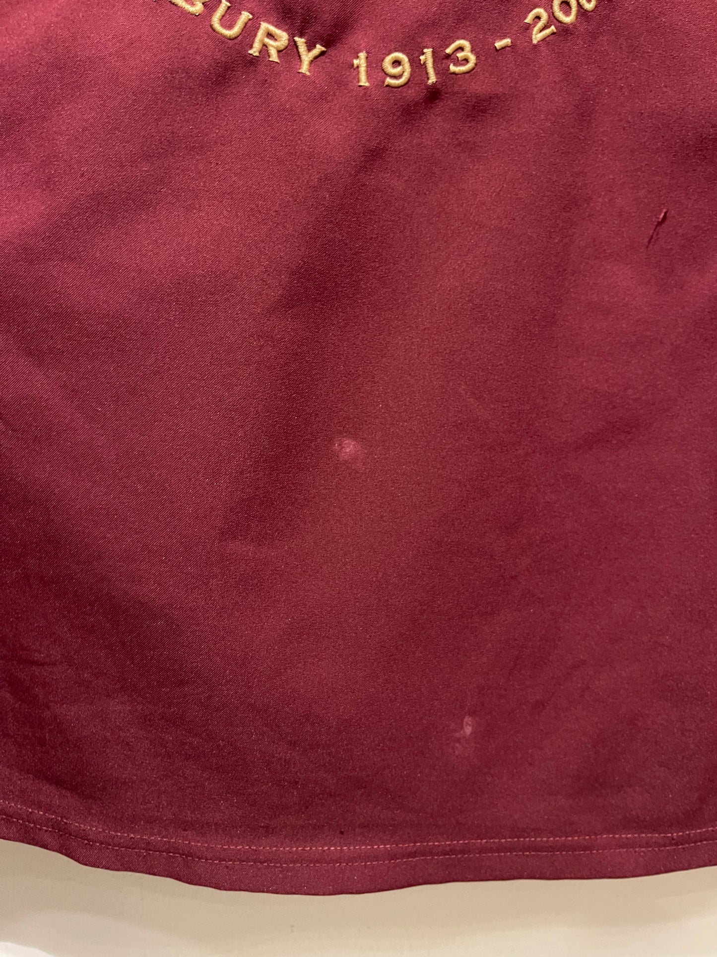 Arsenal FC 2005-06 Home Kit. (XL)