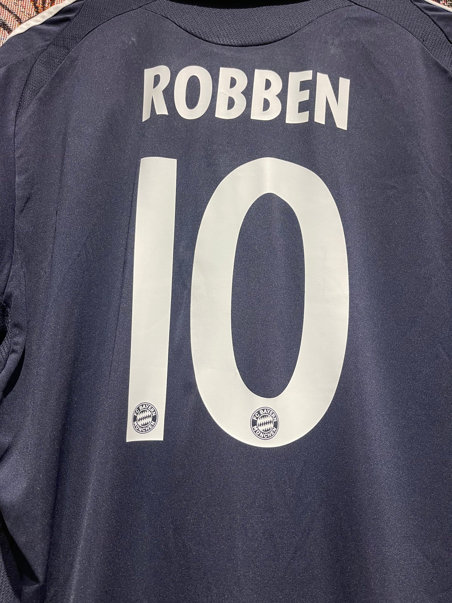 FC Bayern München 2008/09 Away Kit. #10 Robben. (XL)