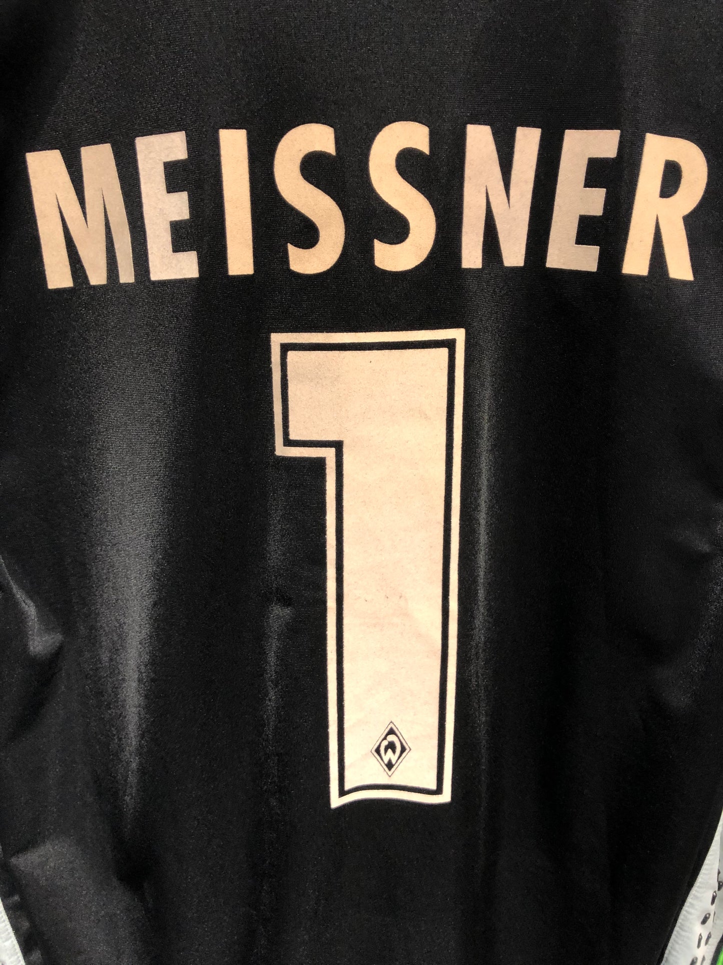 Werder Bremen 1998-99 GK Kit Signed. #1 Meissner (L)