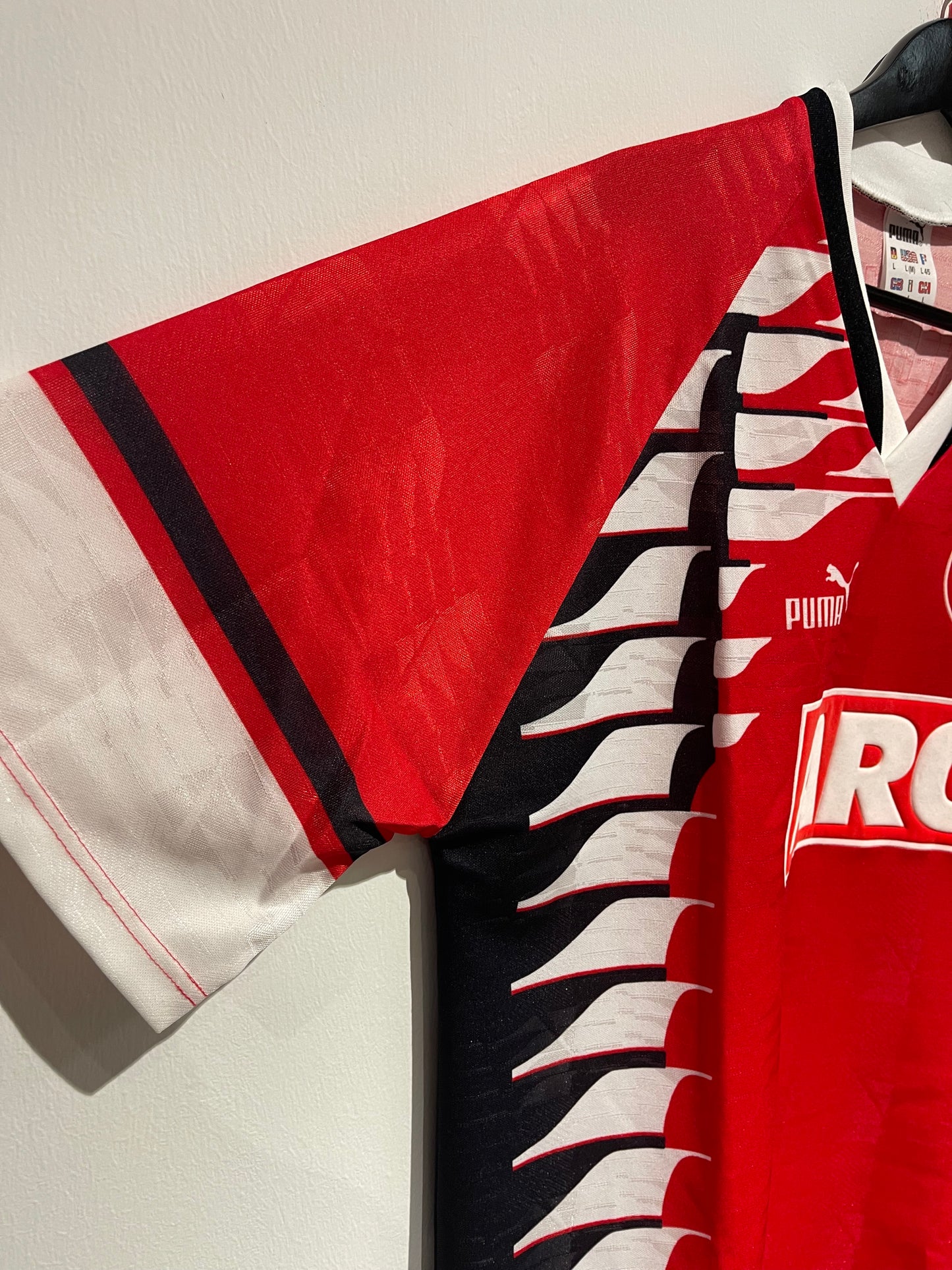 1. FC Nürnberg 1994-95 Home Kit. (L)