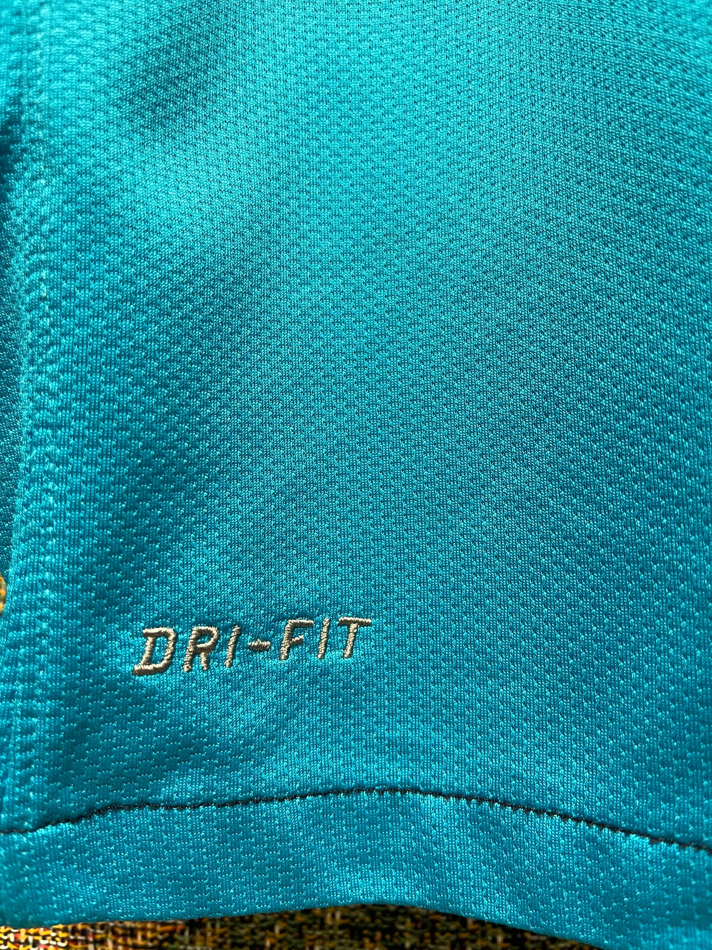 Arsenal 2011/12 Away Kit. #10 V. Persie. (M)