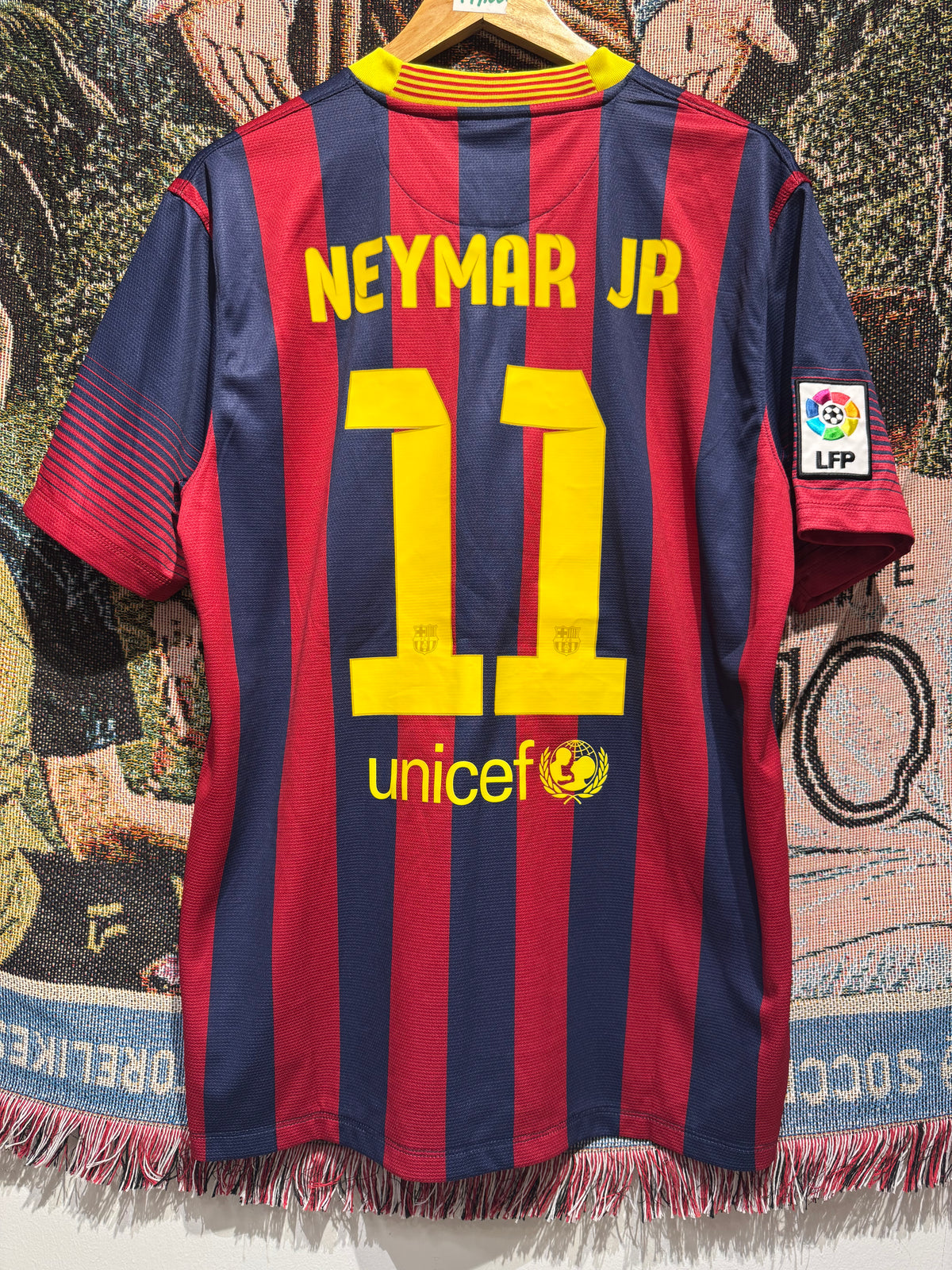 Fc Barcelona 2013-14 Home Kit. #11 Neymar. (L)