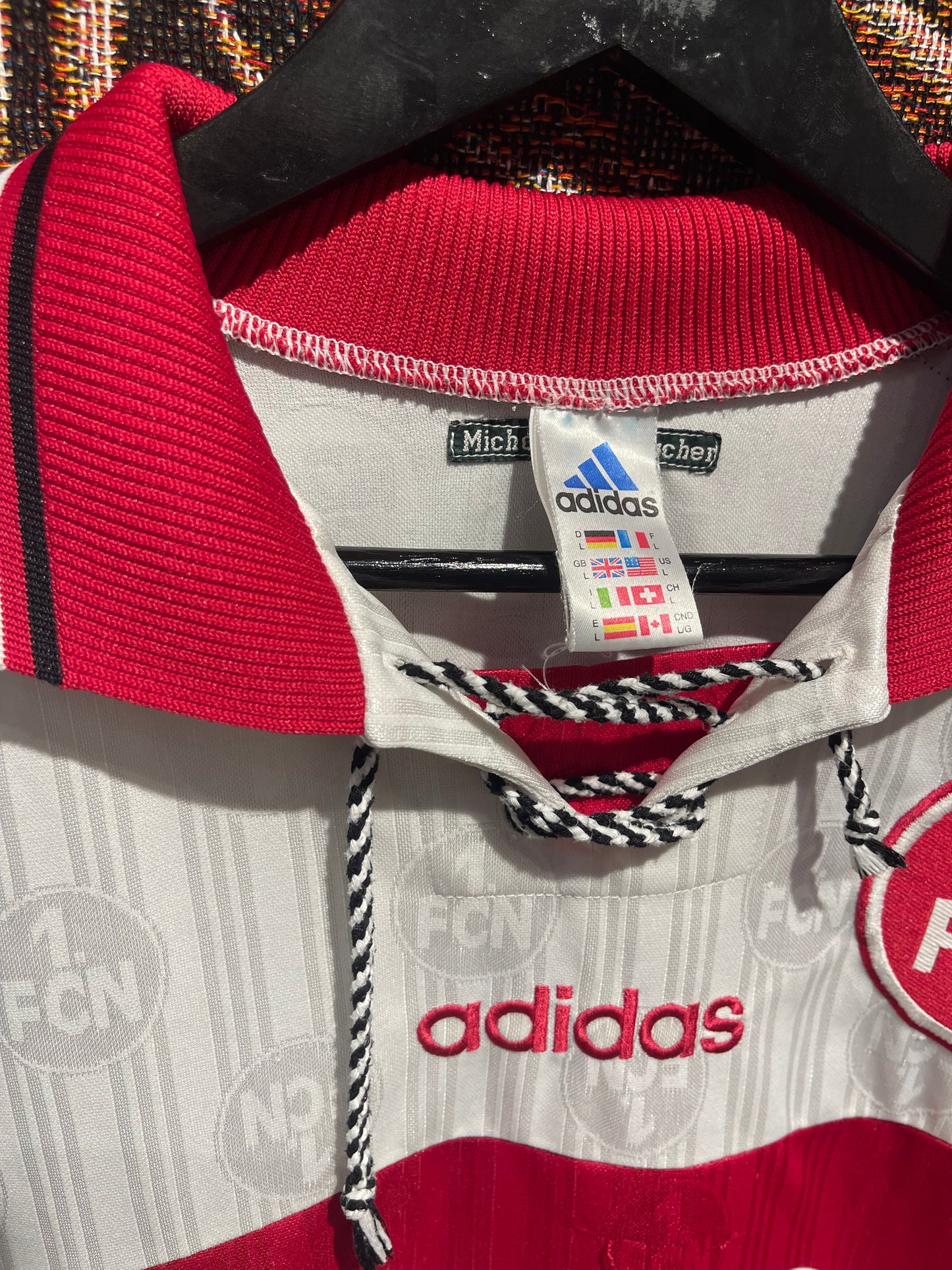 1. FC Nürnberg 1997-98 Away Kit. (L)