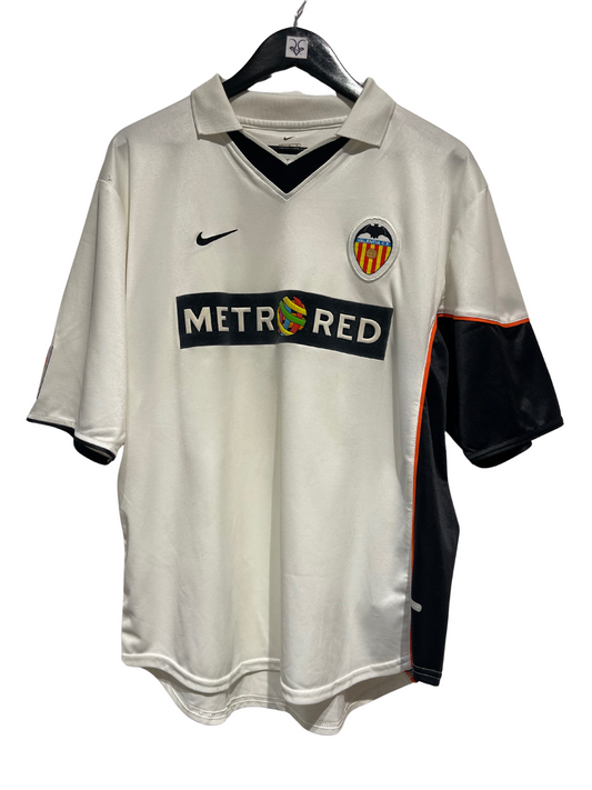 Valencia C.F.  2001/02 Home Kit. (L)