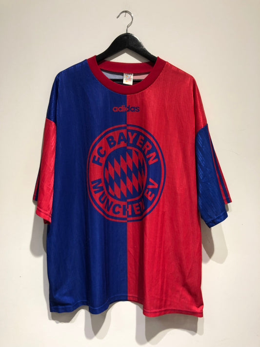 FC Bayern München 1996-97 Trainings Kit. (2XL)