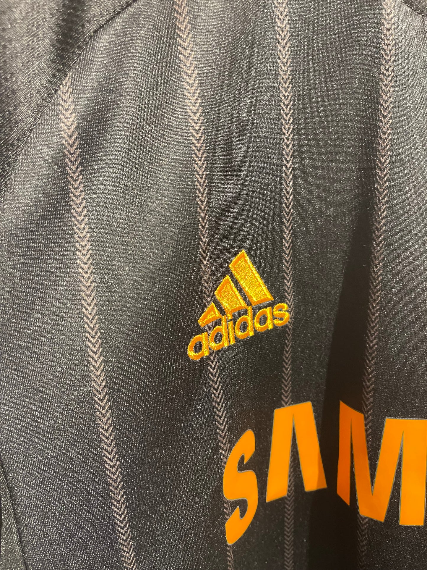 Chelsea FC 2010-11 Away Kit. (L)