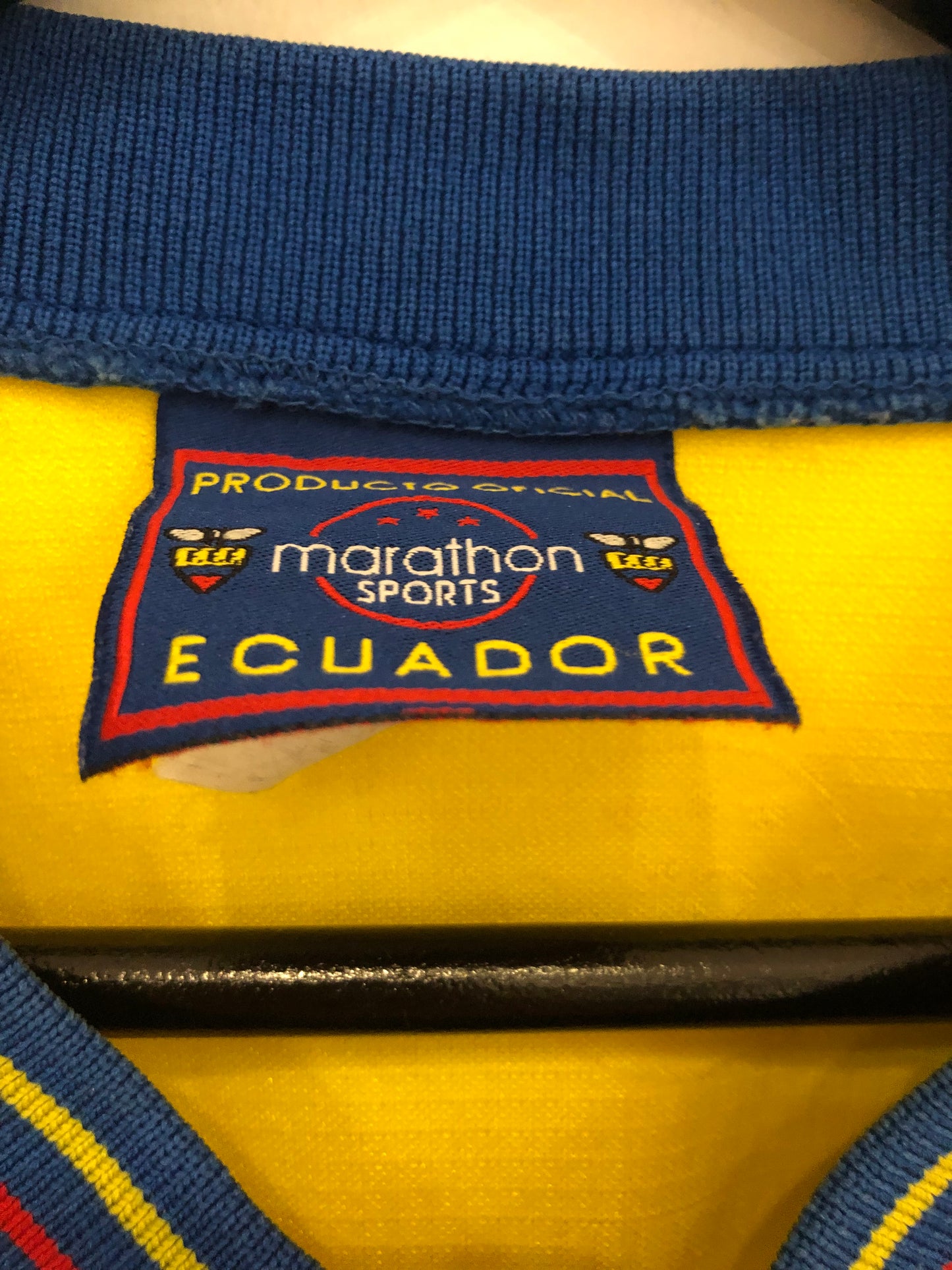 Ecuador 1998 Home Kit. (L)