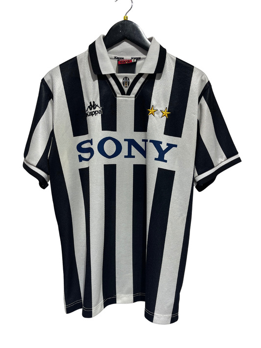Juventus 1996-97 Home Kit.2 (M).