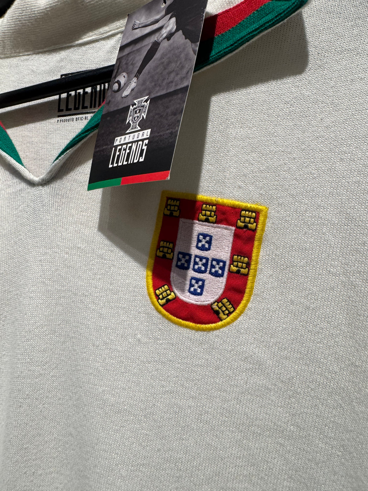 Portugal 1972 Official Retro shirt. (M)